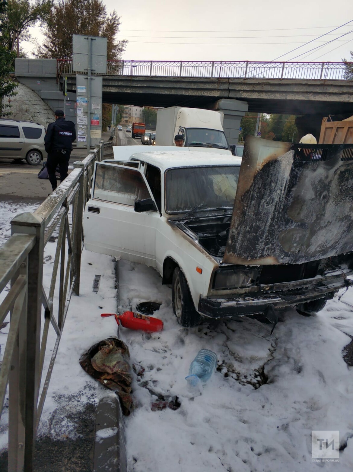 В Казани рано утром на ходу загорелся автомобиль