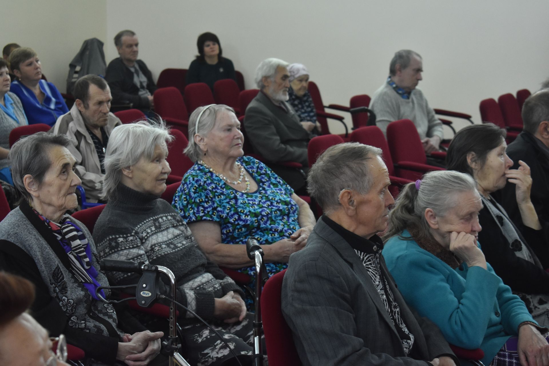 Чистопольцев поздравили с Международным днем пожилого человека (фоторепортаж)