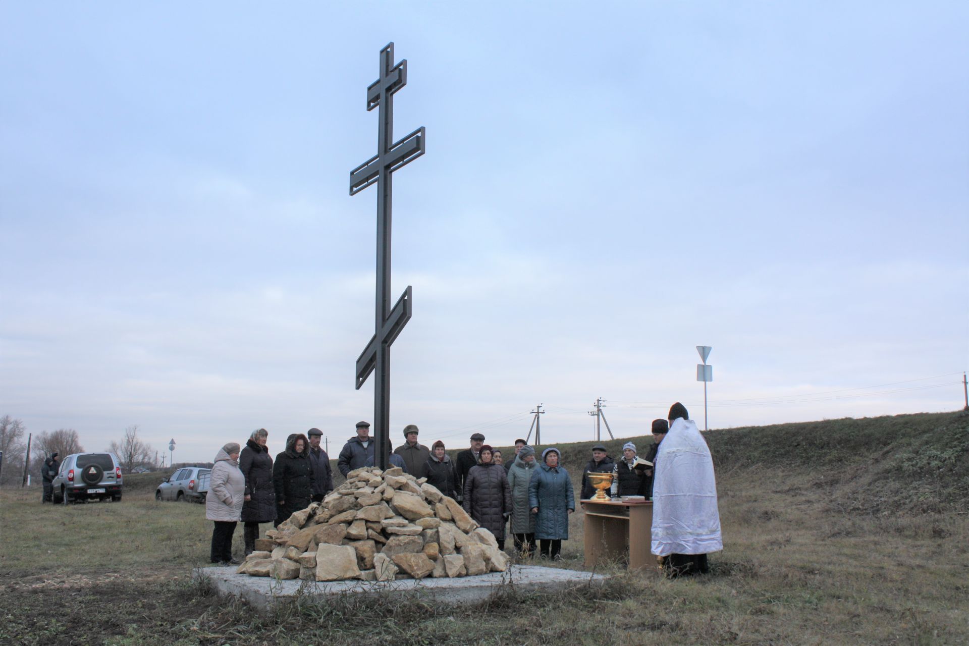 В Чистопольском районе установили поклонный крест