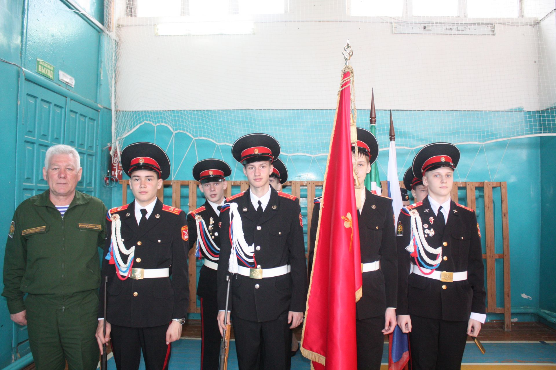 В Чистополе проходят зональные соревнования «Зарницы». Наш район представляет команда кадетской школы-интерната
