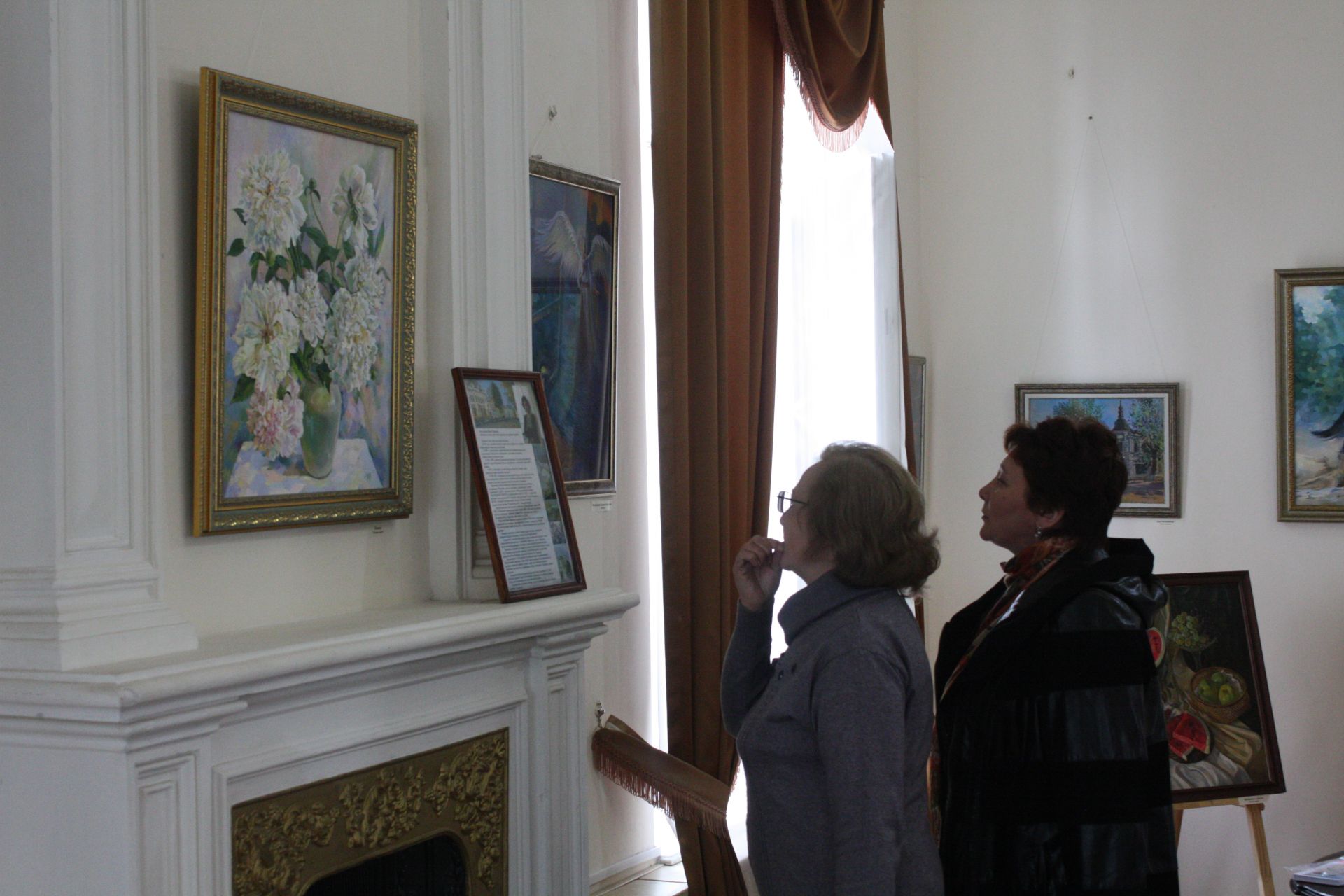 В Чистополе состоялось открытие персональной выставки Наили Нигметзяновой (фоторепортаж)
