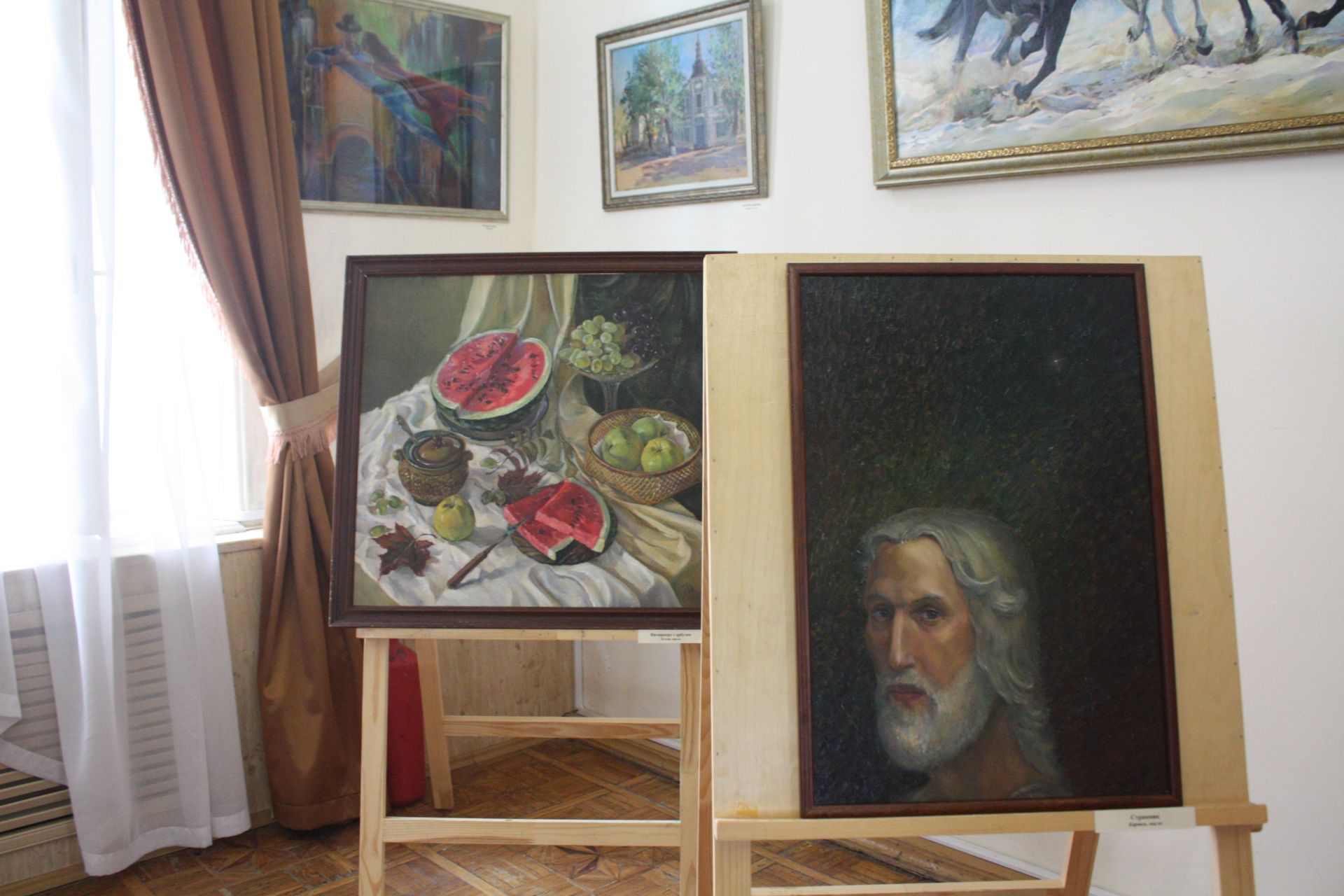 В Чистополе состоялось открытие персональной выставки Наили Нигметзяновой (фоторепортаж)