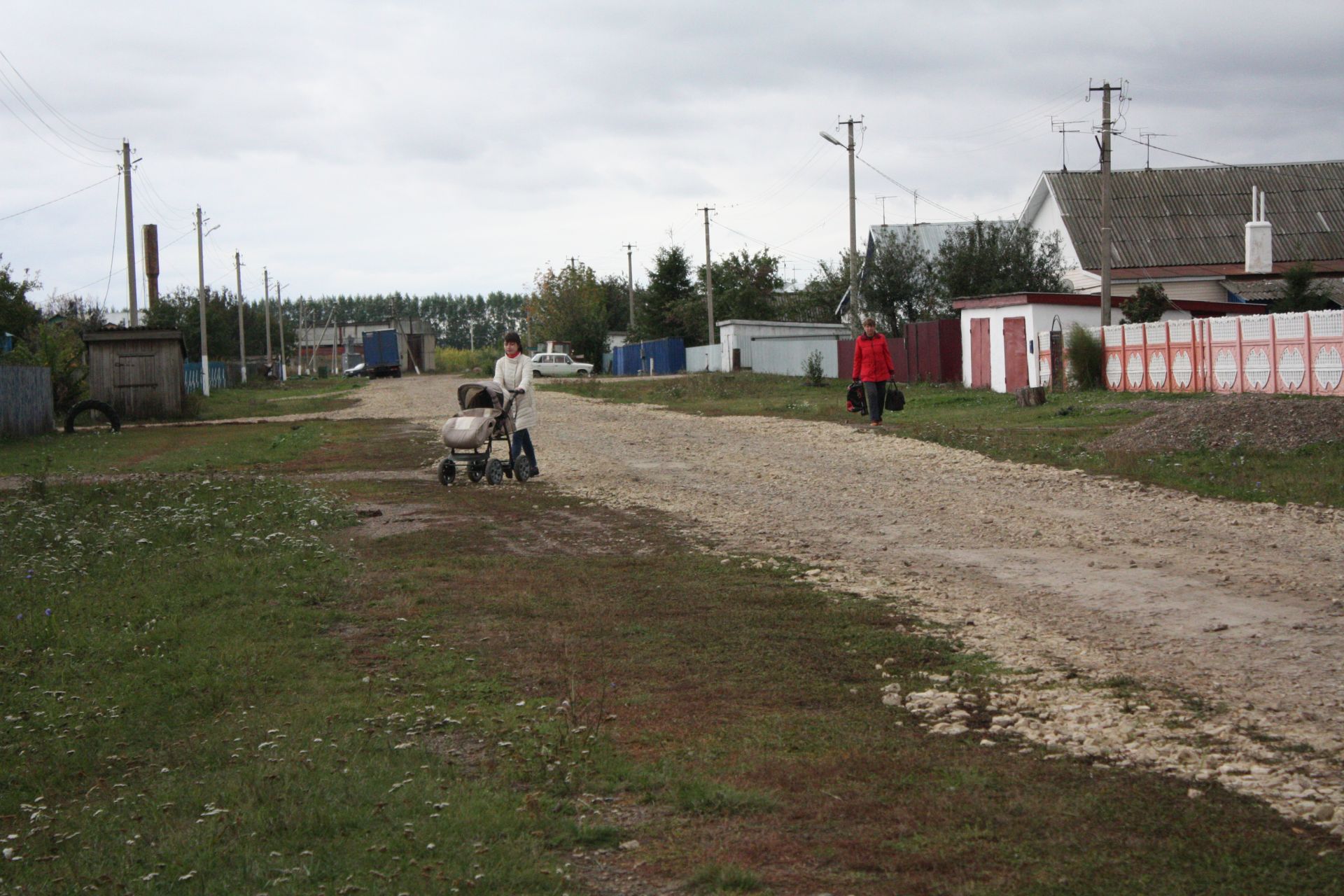 В Чистопольском поселке с помощью самообложения решают проблему дорог