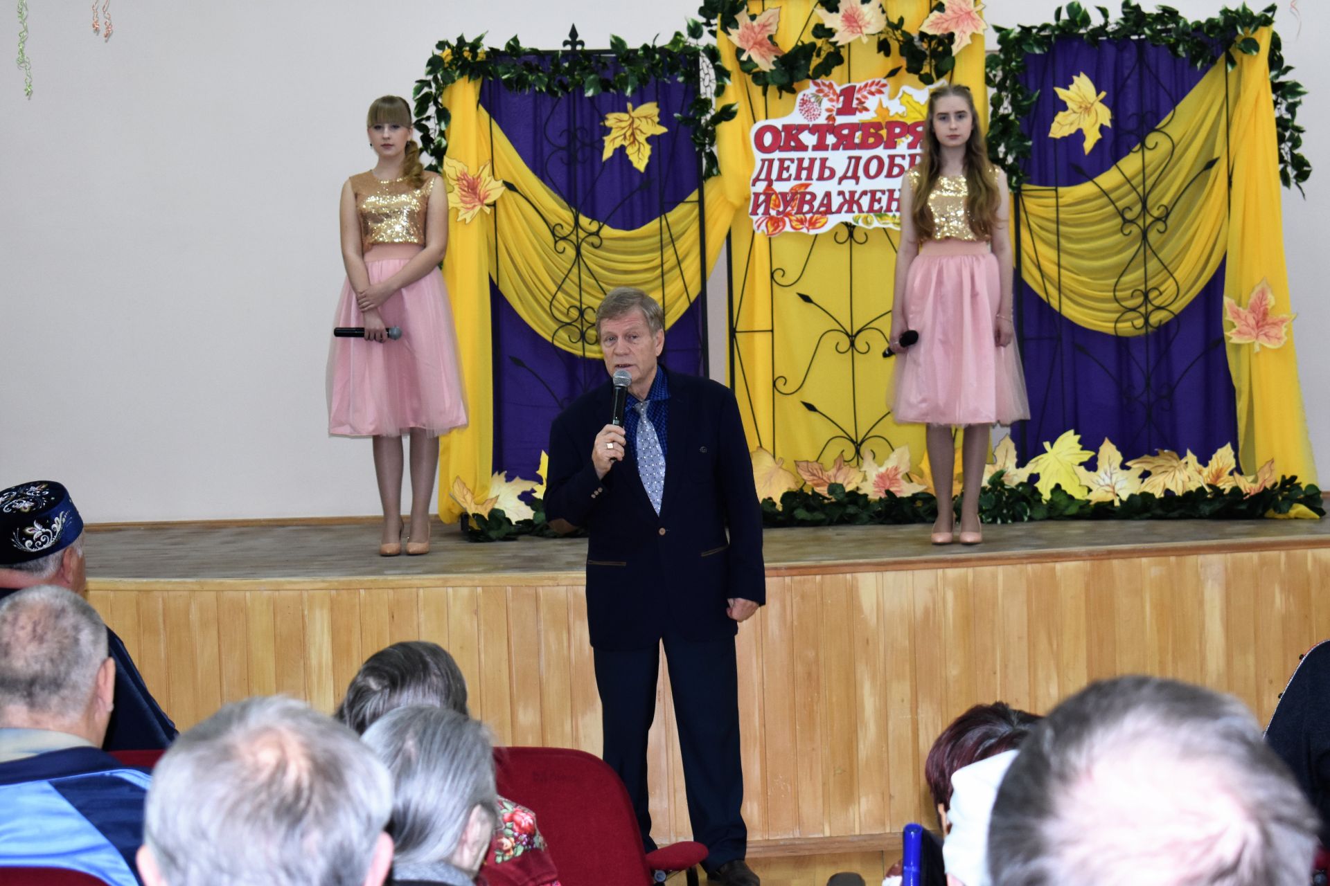 День добра и уважения: для пожилых чистопольцев организовали праздничный концерт