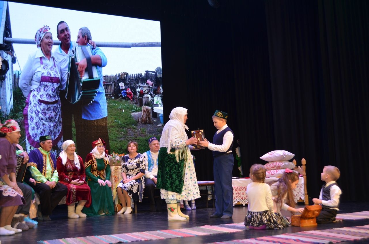 Семья из Чистопольского района победила в зональном туре республиканского конкурса