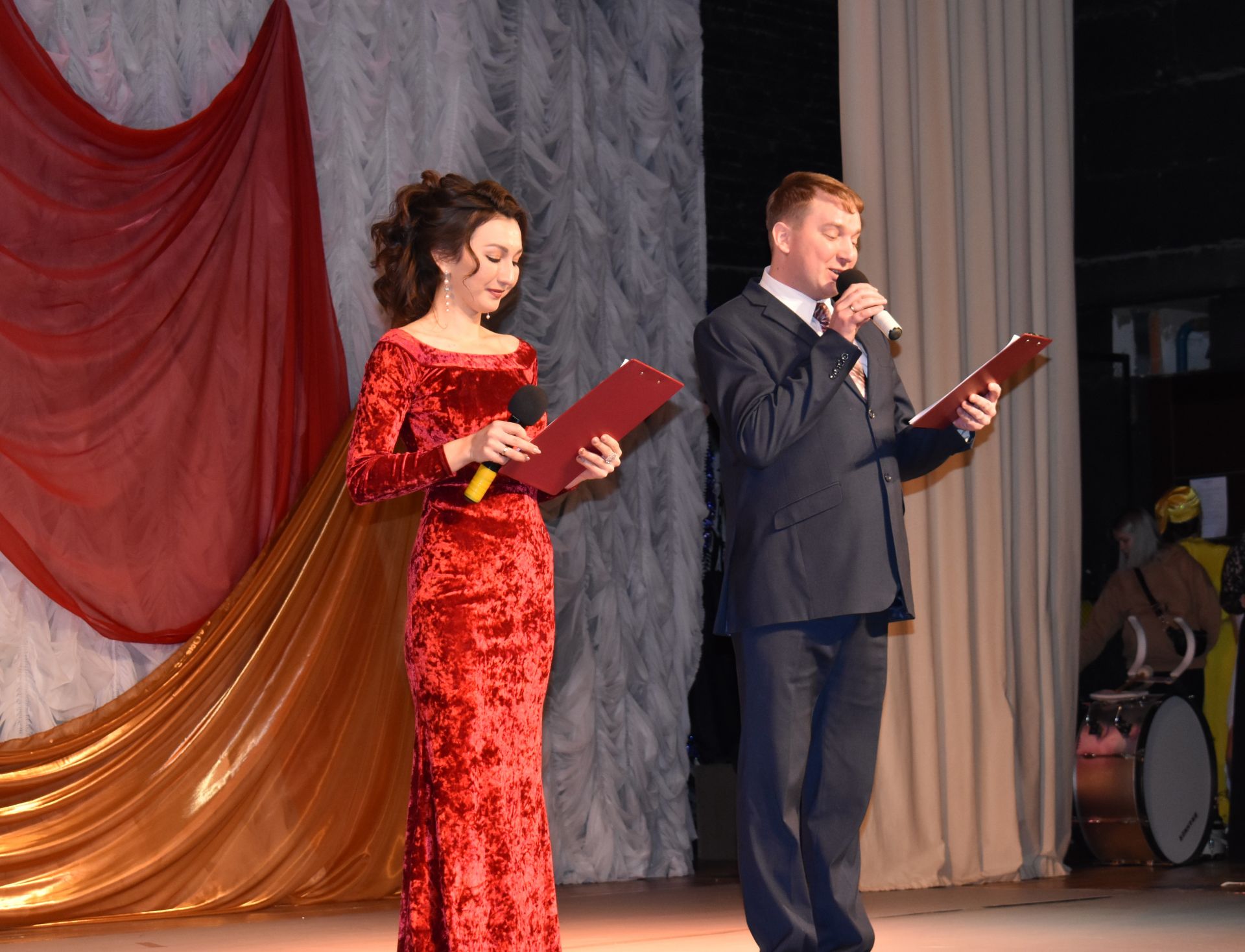ФОТОРЕПОРТАЖ: В Чистополе состоялся концерт, посвященный Виктору Смыкову