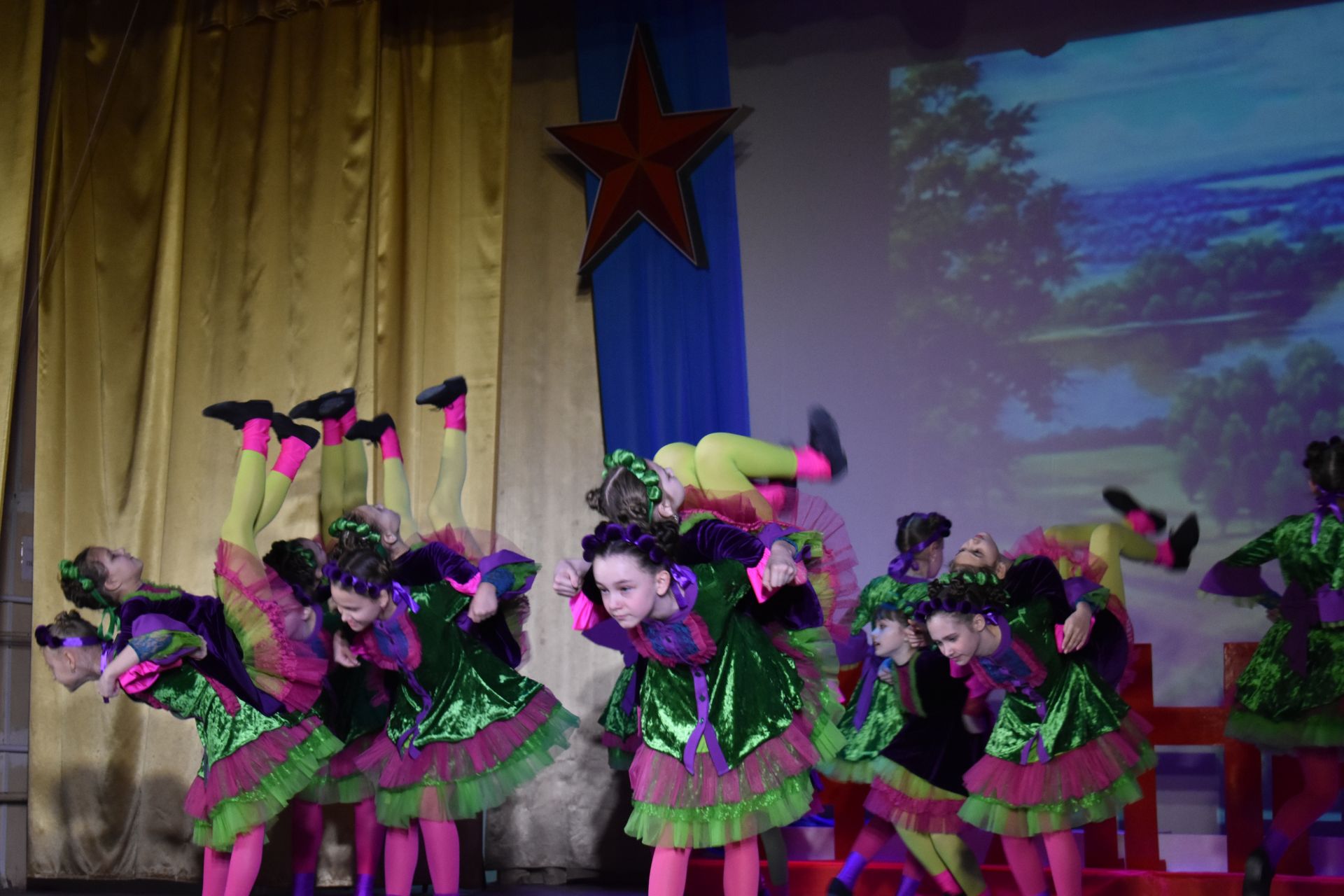 В Чистополе прошел концерт, посвященный 30-летию вывода советских войск из Афганистана (фоторепортаж)