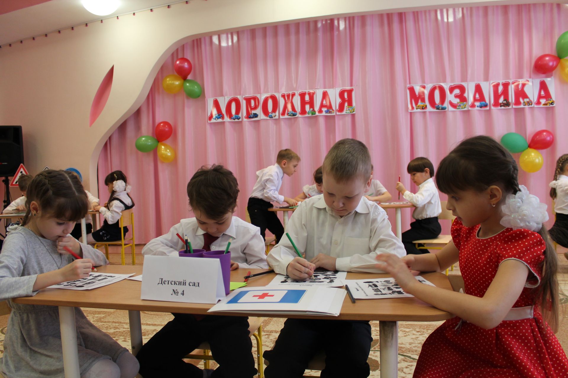 Чистопольские дошколята продолжат борьбу на конкурсе “Дорожная мозаика”. Удачи!