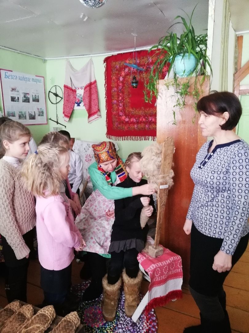 Картины милой старины: выставка о культуре и быте кряшенского народа в чистопольском селе