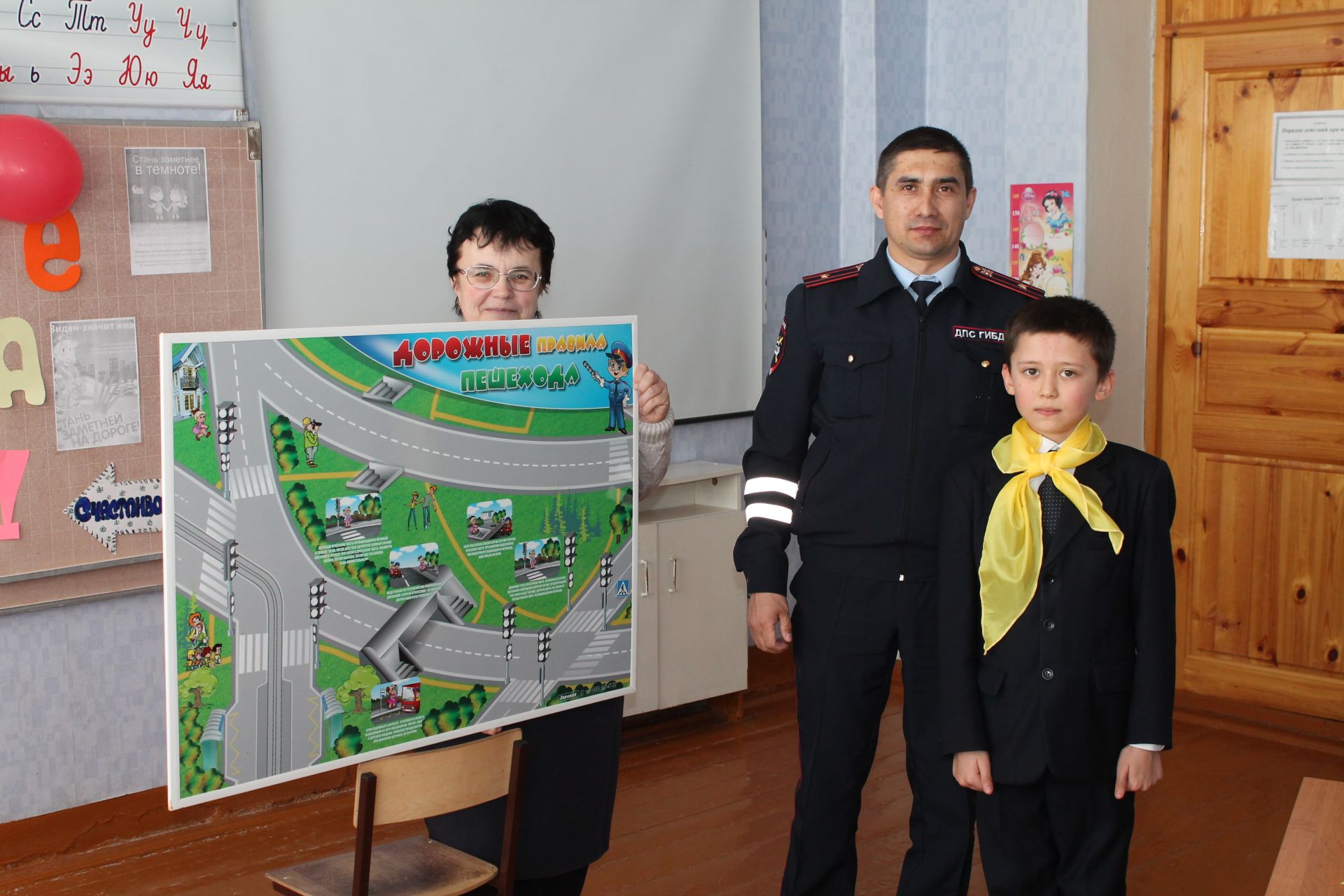 Детям из Чистопольского района напомнили о безопасном поведении на дороге