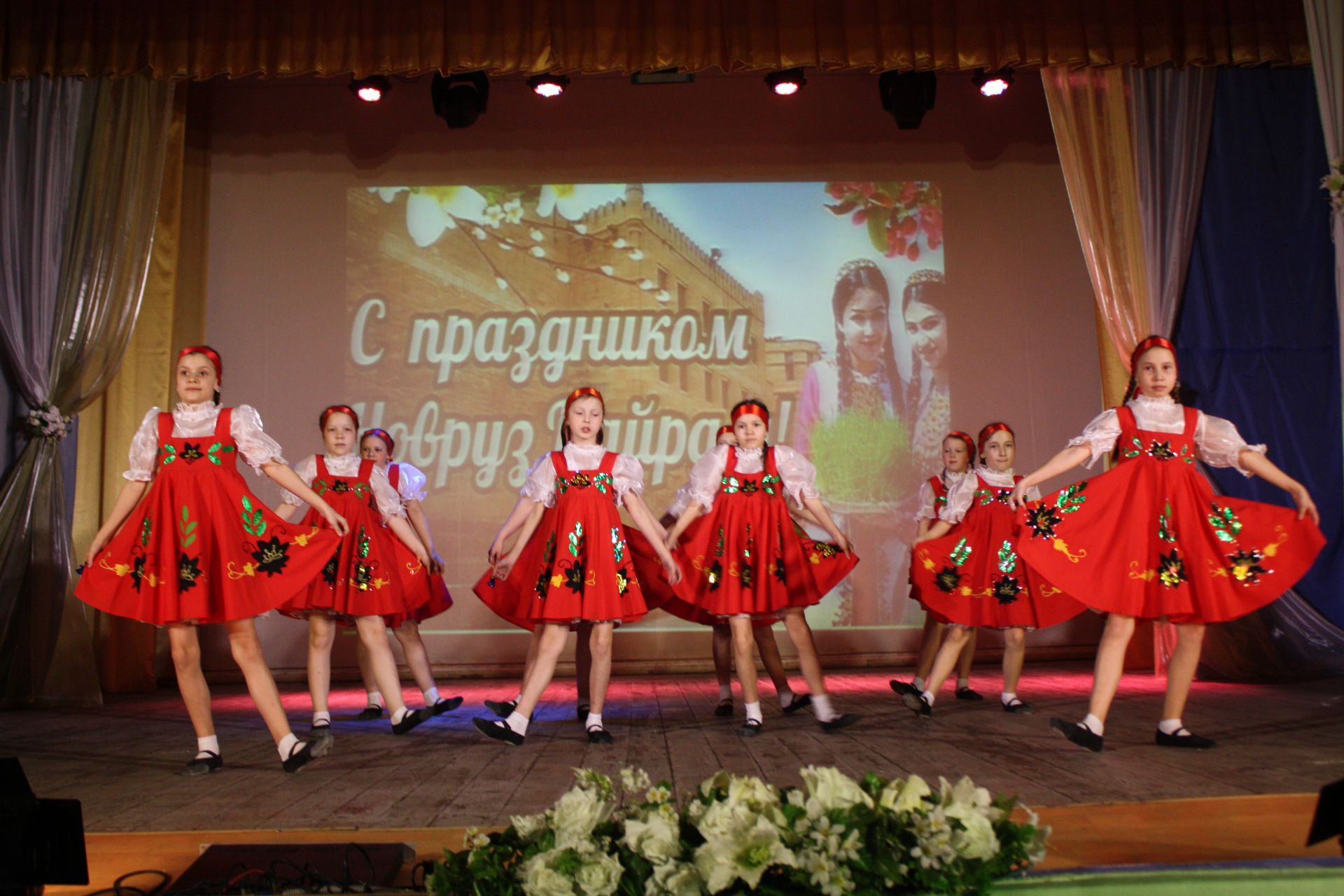 В Чистополе месяц таджикской культуры завершился красочным праздником Навруз (ФОТОРЕПОРТАЖ)