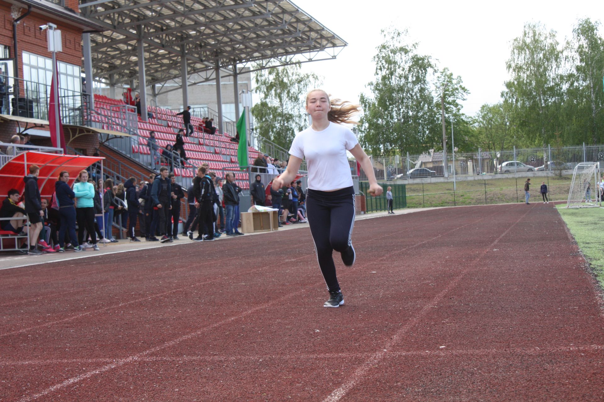 В Чистополе прошла майская легкоатлетическая эстафета (ФОТОРЕПОРТАЖ)
