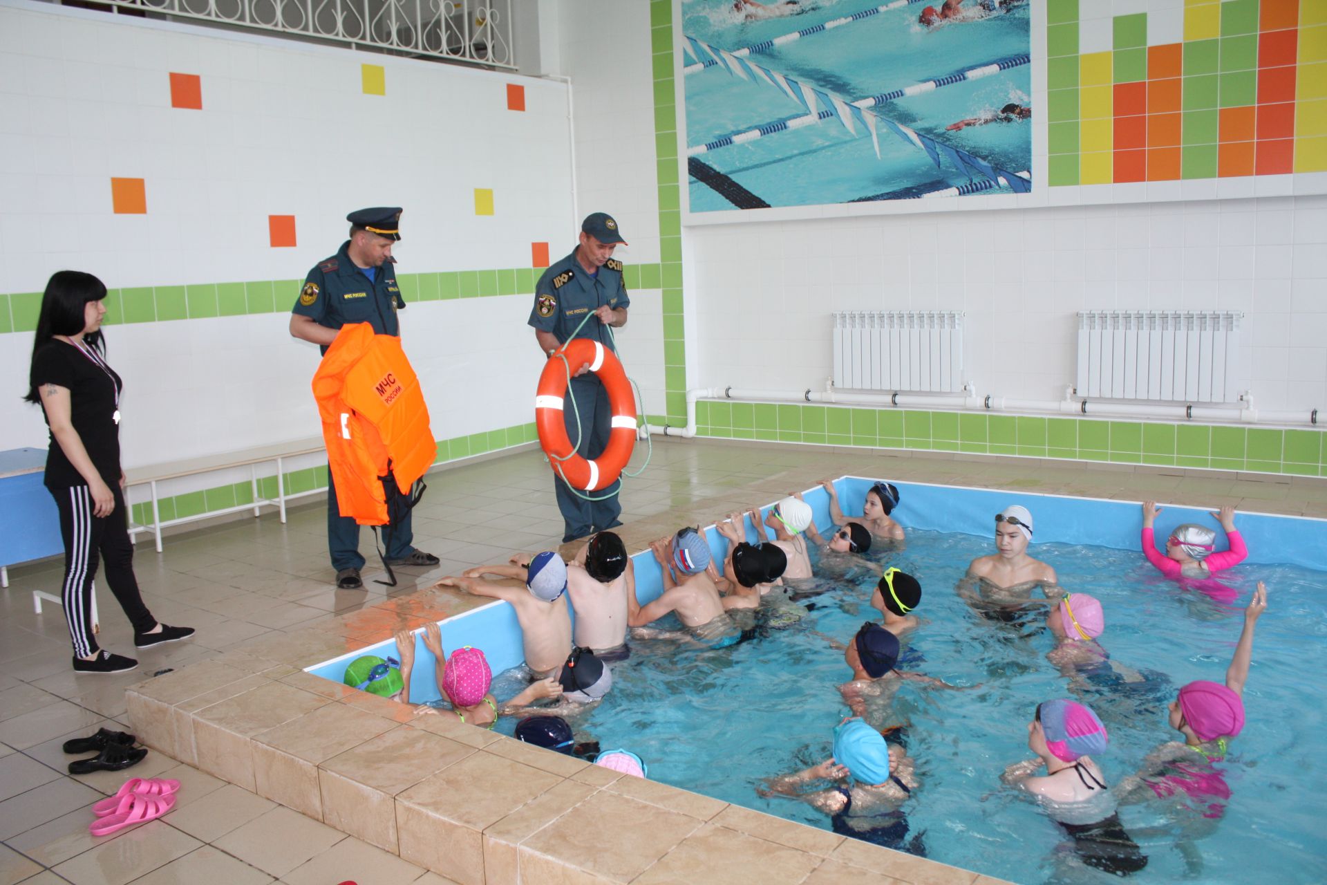 Научись плавать! Чистопольским детям напомнили о правилах безопасности на воде (ФОТОРЕПОРТАЖ)