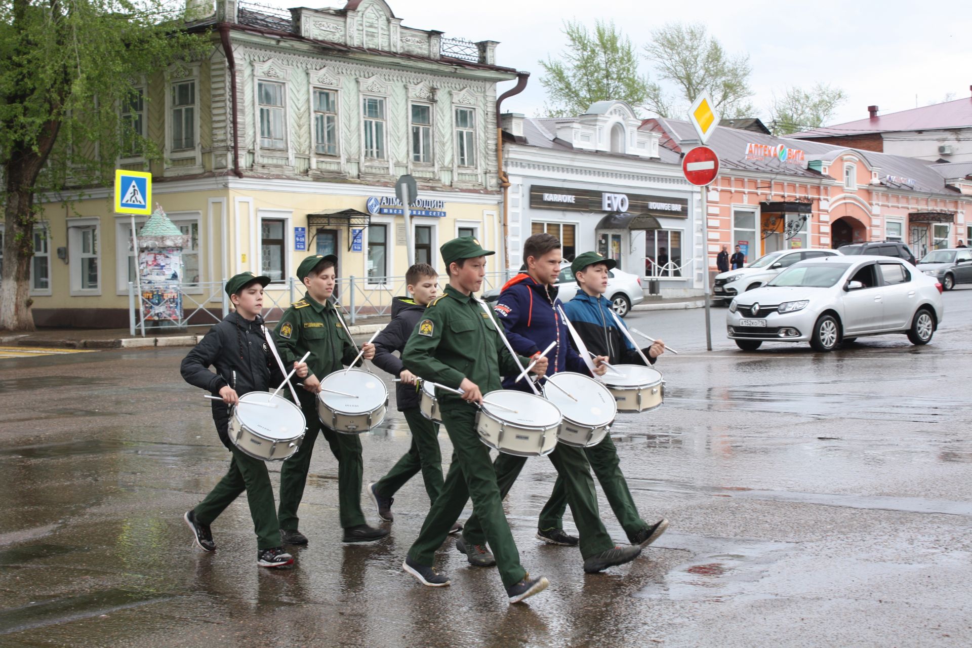 В Чистополе проходит репетиция парада (ФОТОРЕПОРТАЖ)
