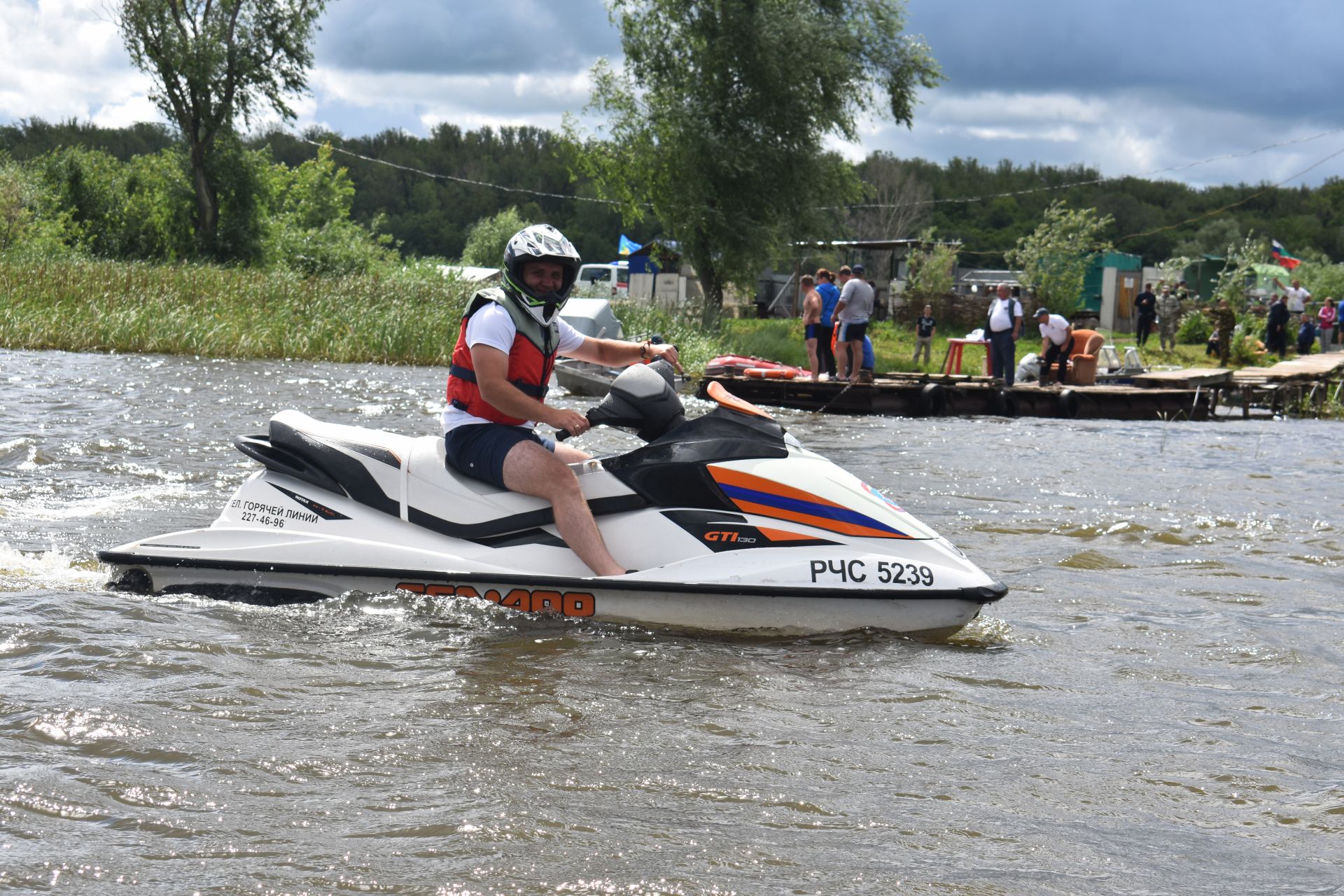 В Чистополе состоялись соревнования по водно-моторным видам спорта среди подразделений ГИМС