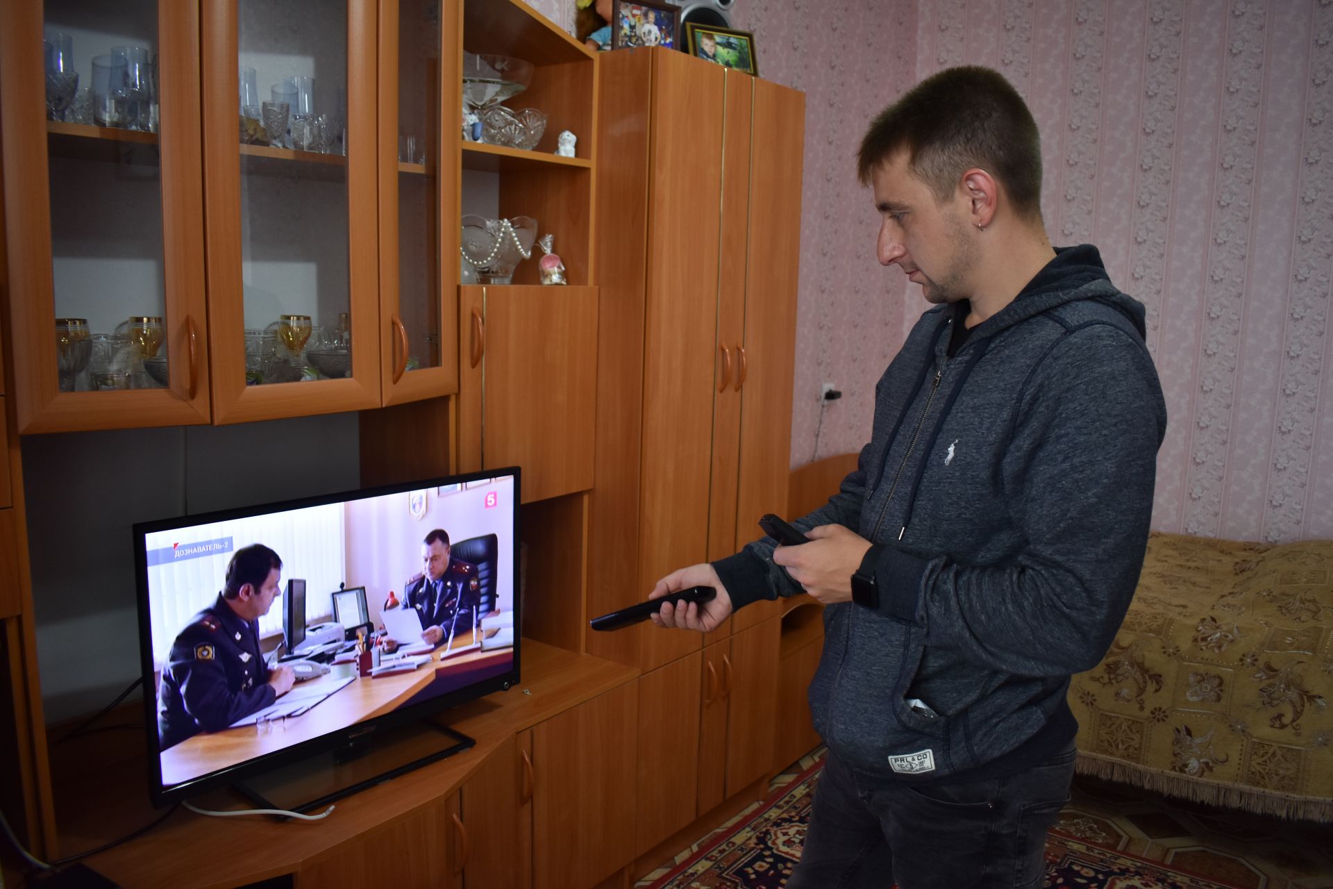 Волонтеры продолжают дарить чистопольцам «телевидение будущего»