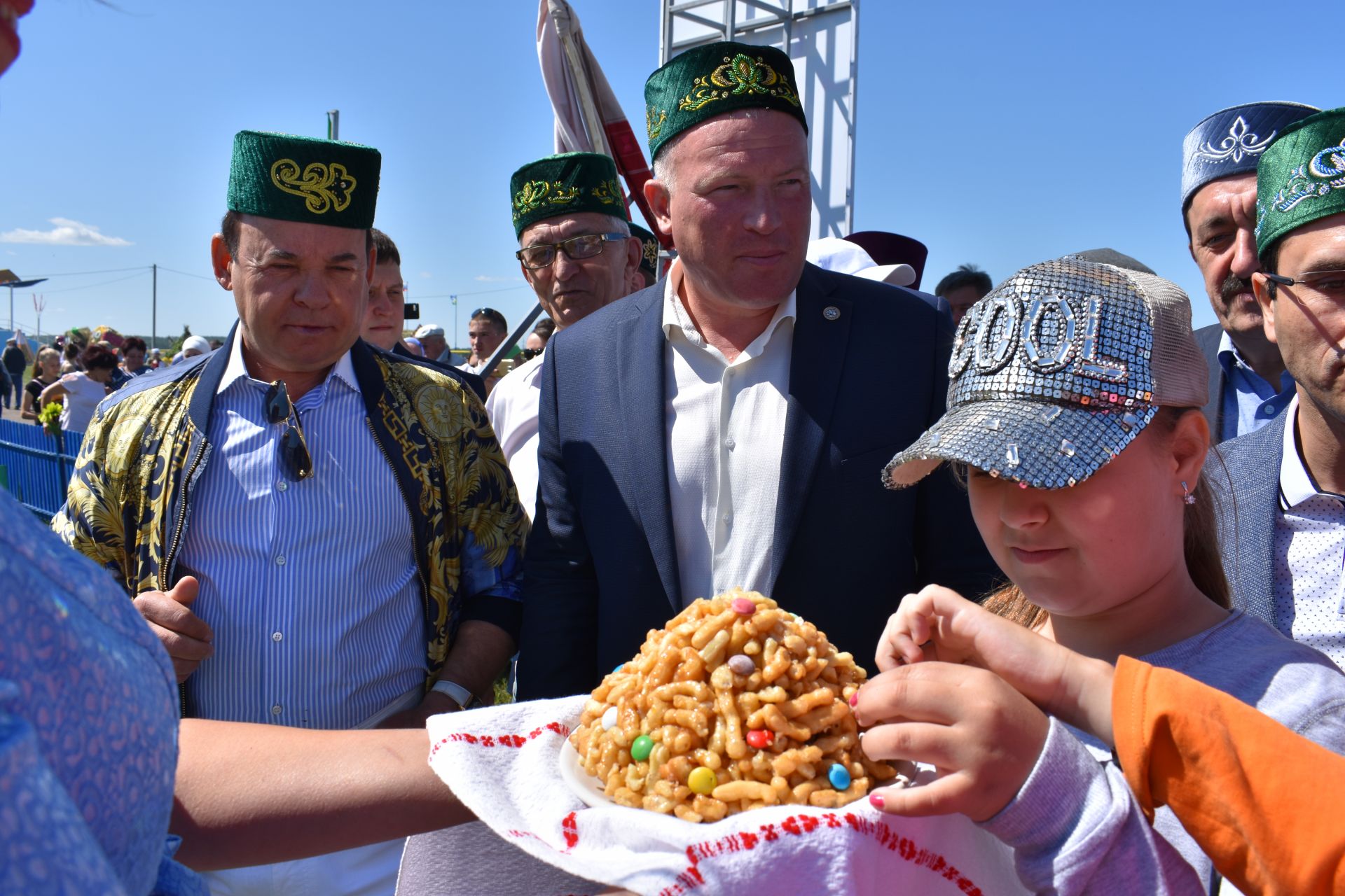 На Чистопольской земле искрометный праздник Сабантуй!