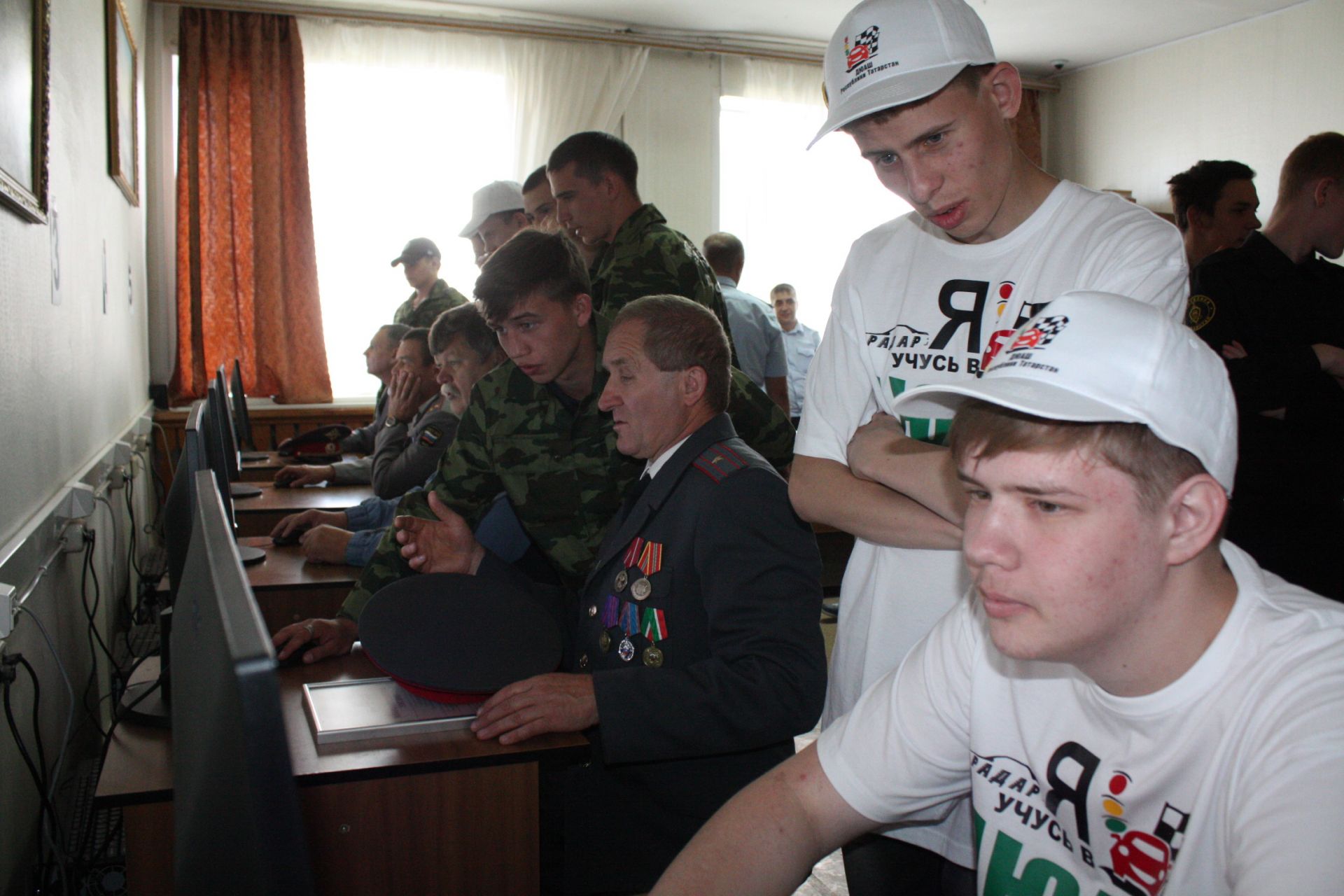 Чистопольские молодые сотрудники ГИБДД достойно продолжают эстафету памяти