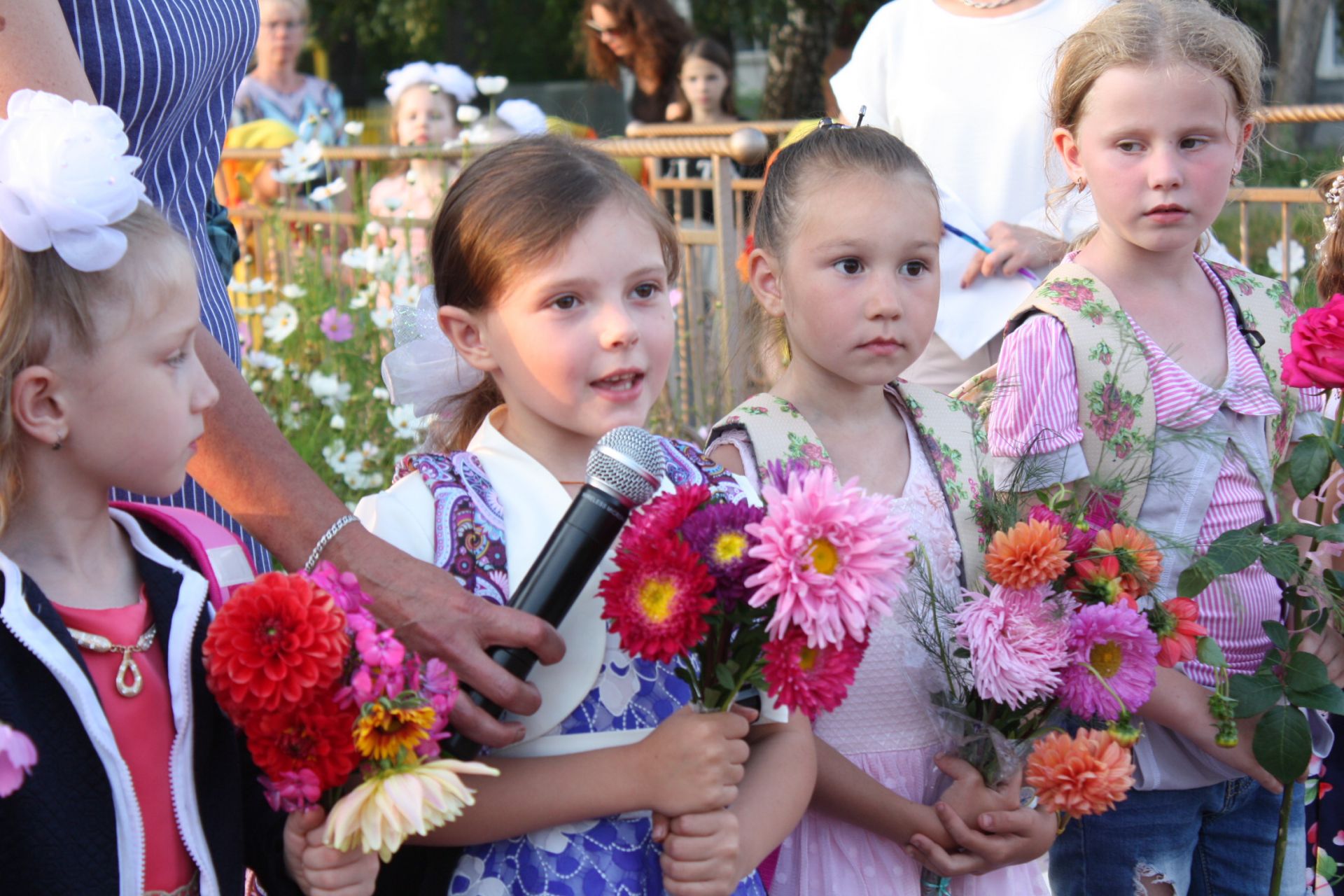 В Чистопольском ТОСе прошел праздник цветов (ФОТОРЕПОРТАЖ)