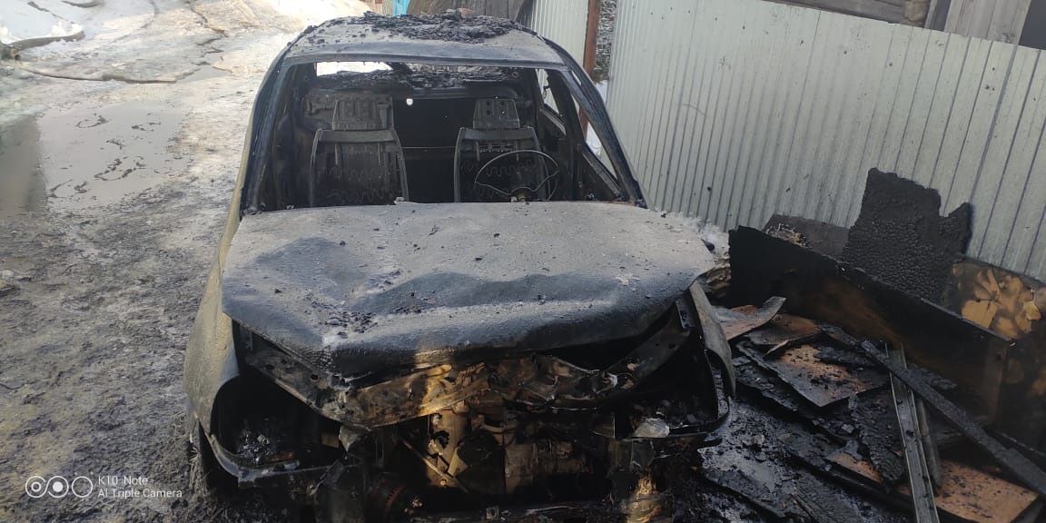 В Чистопольском районе при пожаре сгорел автомобиль