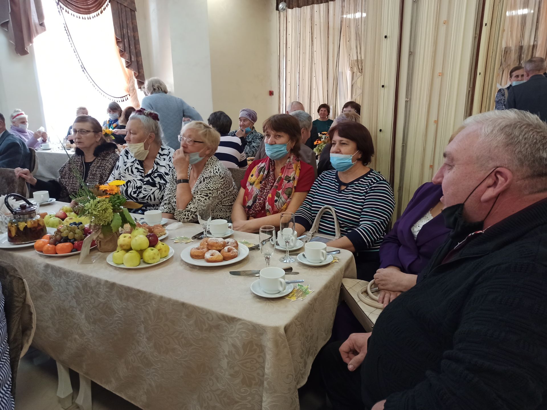 В День мудрости и уважения для чистопольцев организовали праздничный концерт