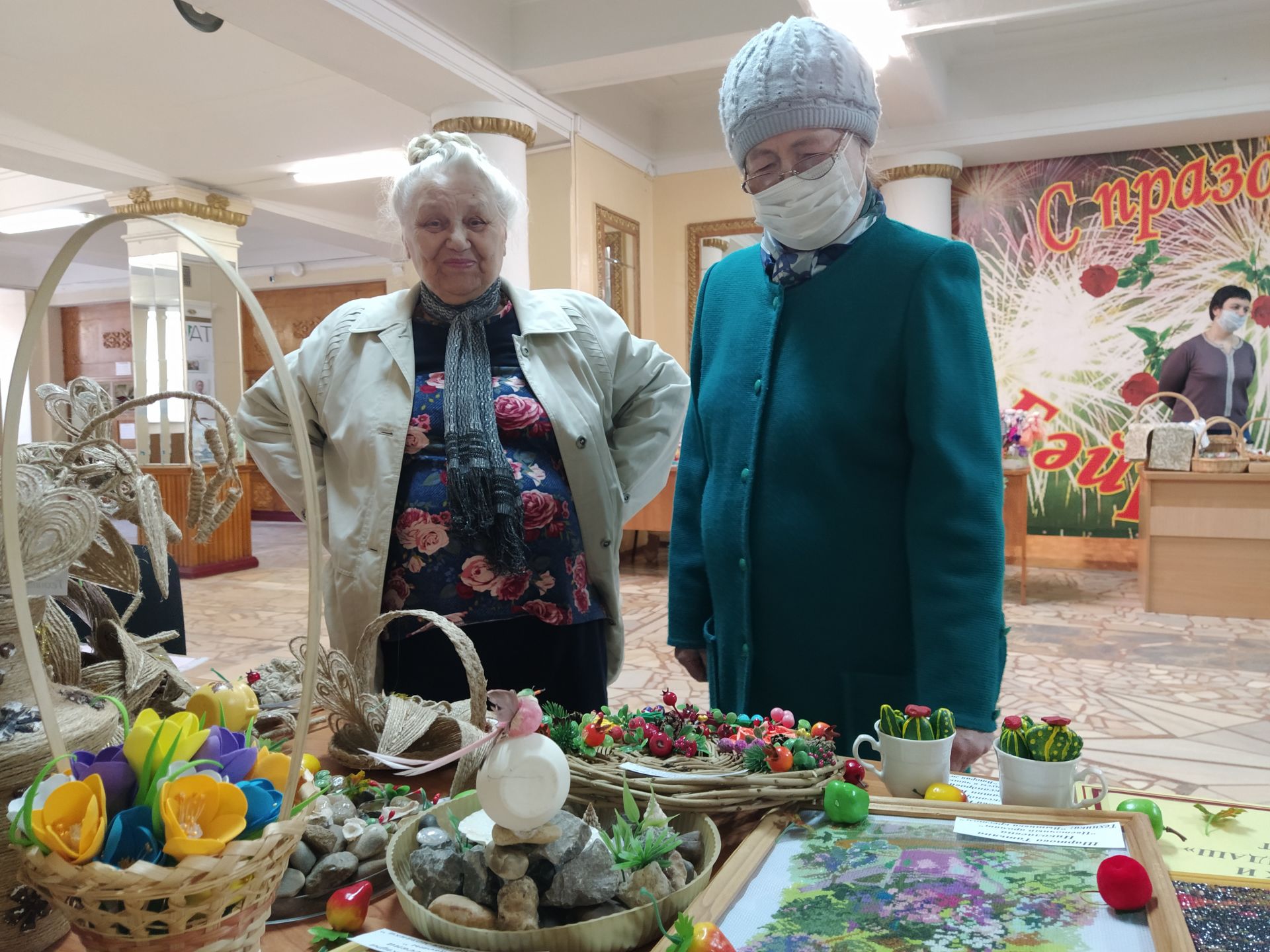 Чистопольские пенсионеры празднуют День добра и уважения (Фоторепортаж)