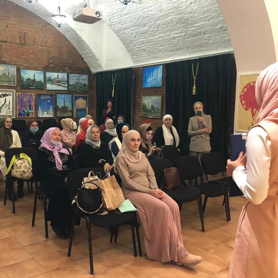 В Исламском центре Чистополя для женщин организовали интересную программу
