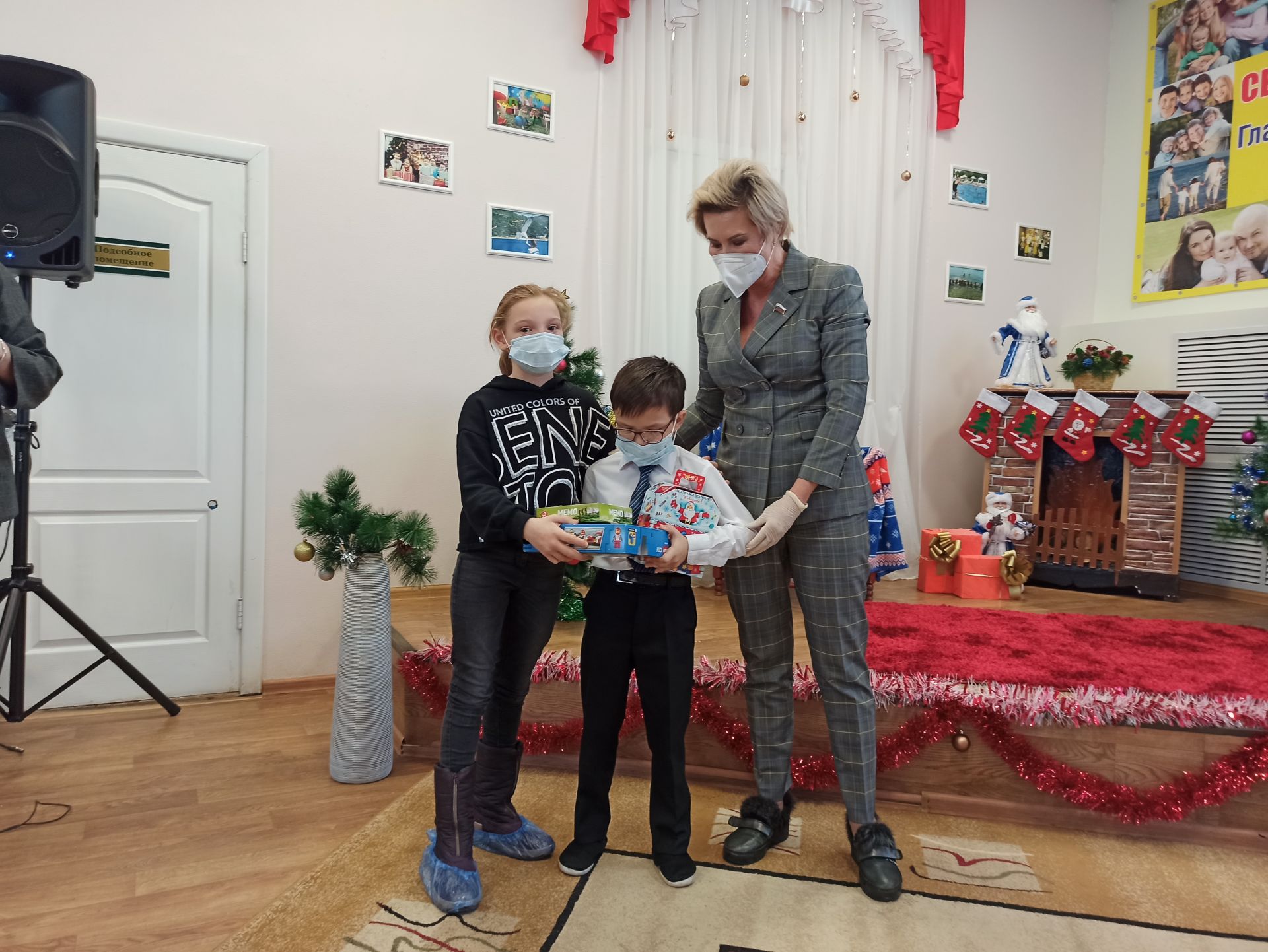 Каждый воспитанник Чистопольского детского дома получил новогодний подарок от депутата Госдумы