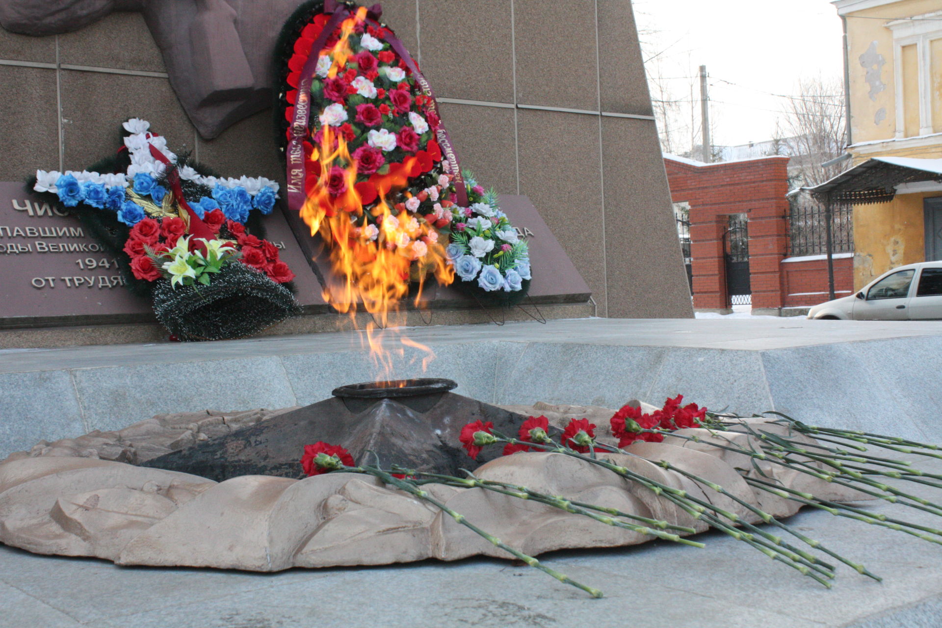 В Чистополе почтили память Неизвестного солдата