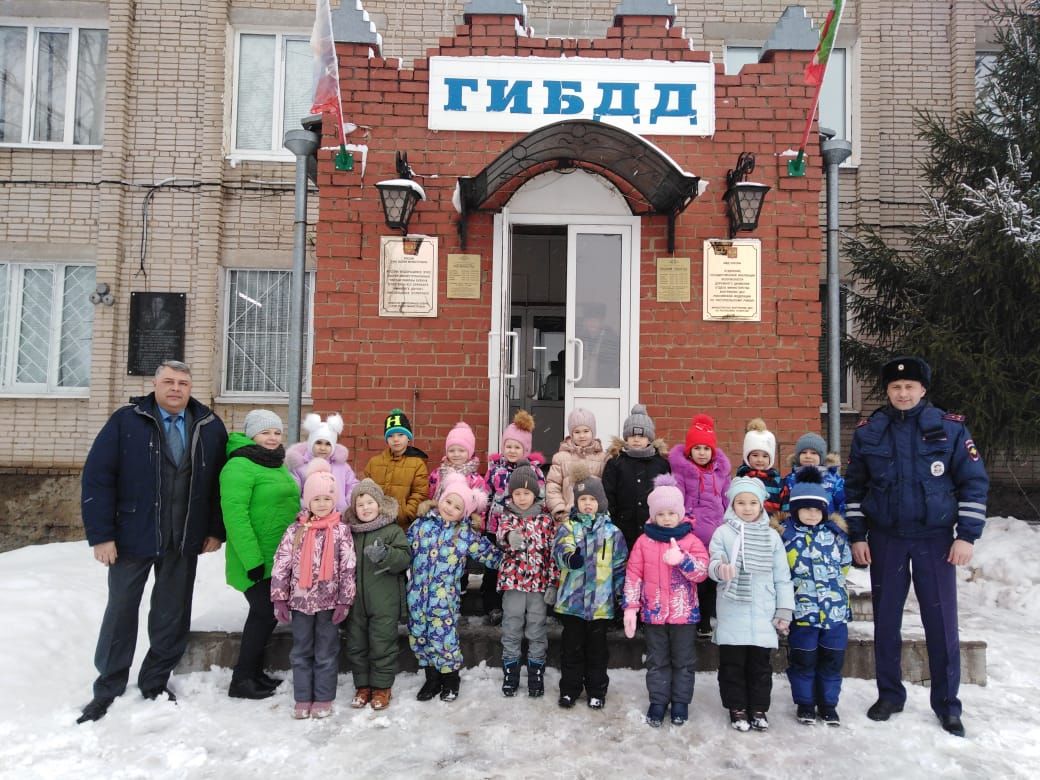 Малыши побывали на экскурсии в ГАИ