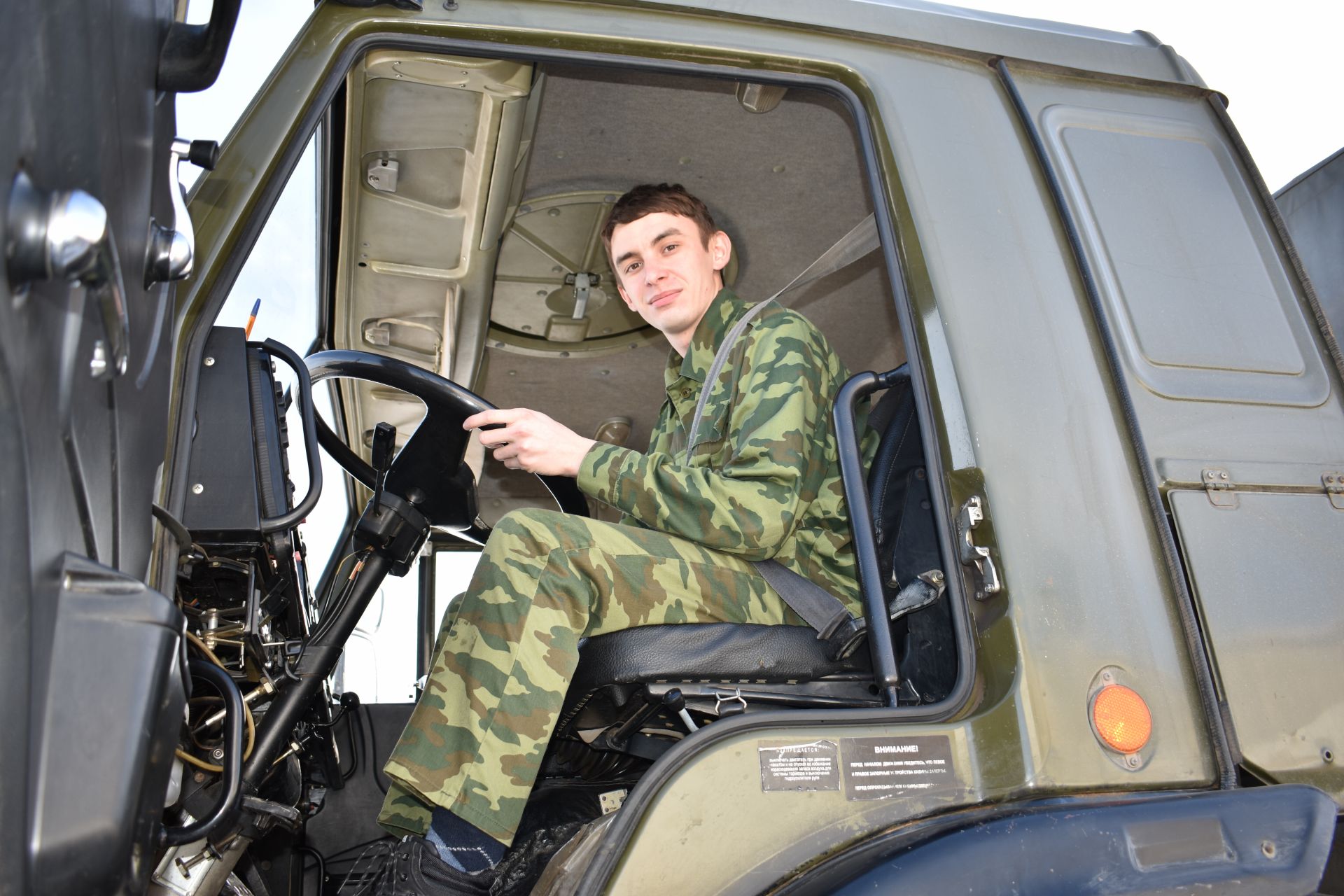 Чистопольская техническая школа ДОСААФ РТ выпускает военных водителей