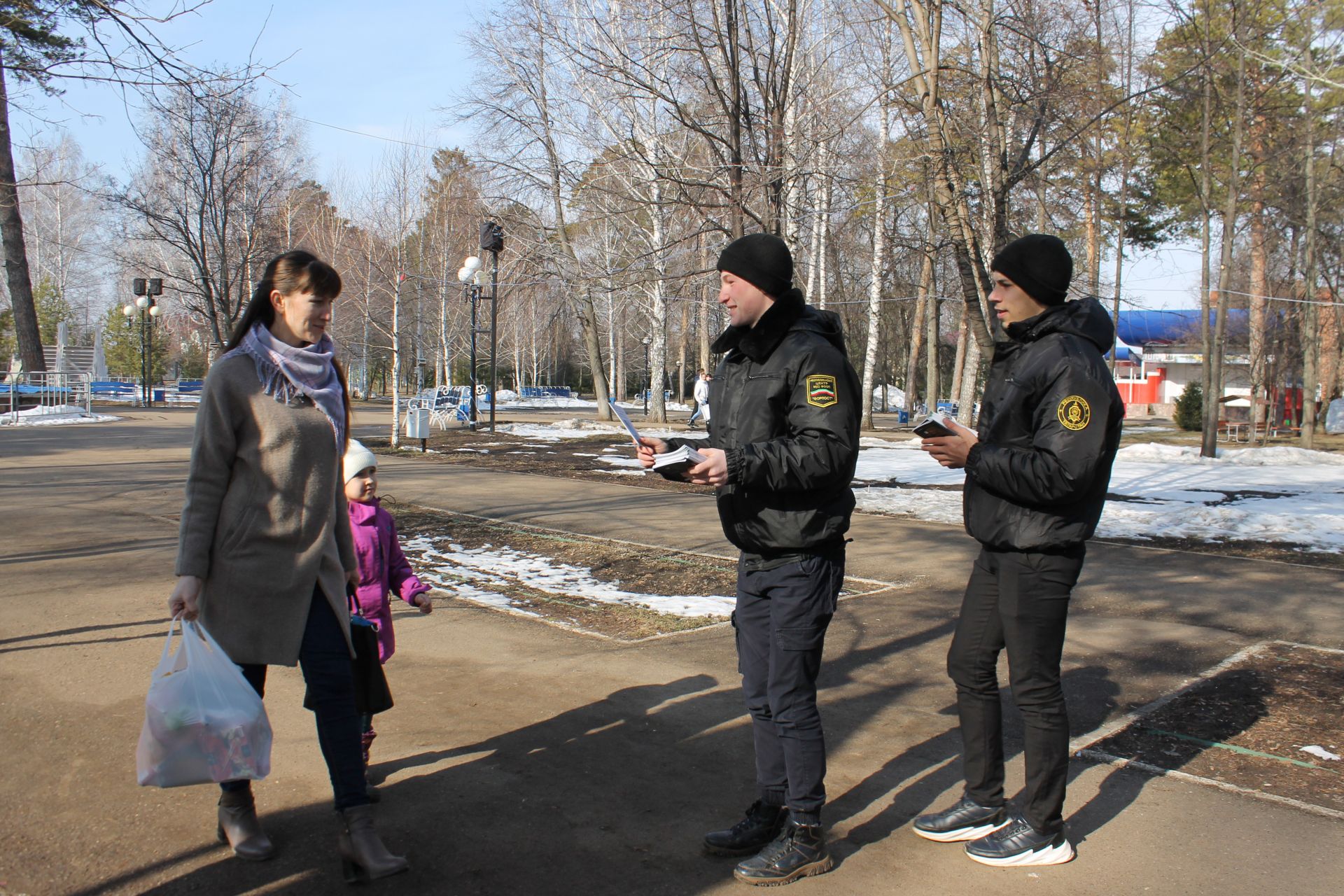 Форпостовцы выступают против наркотиков: акция в чистопольском парке