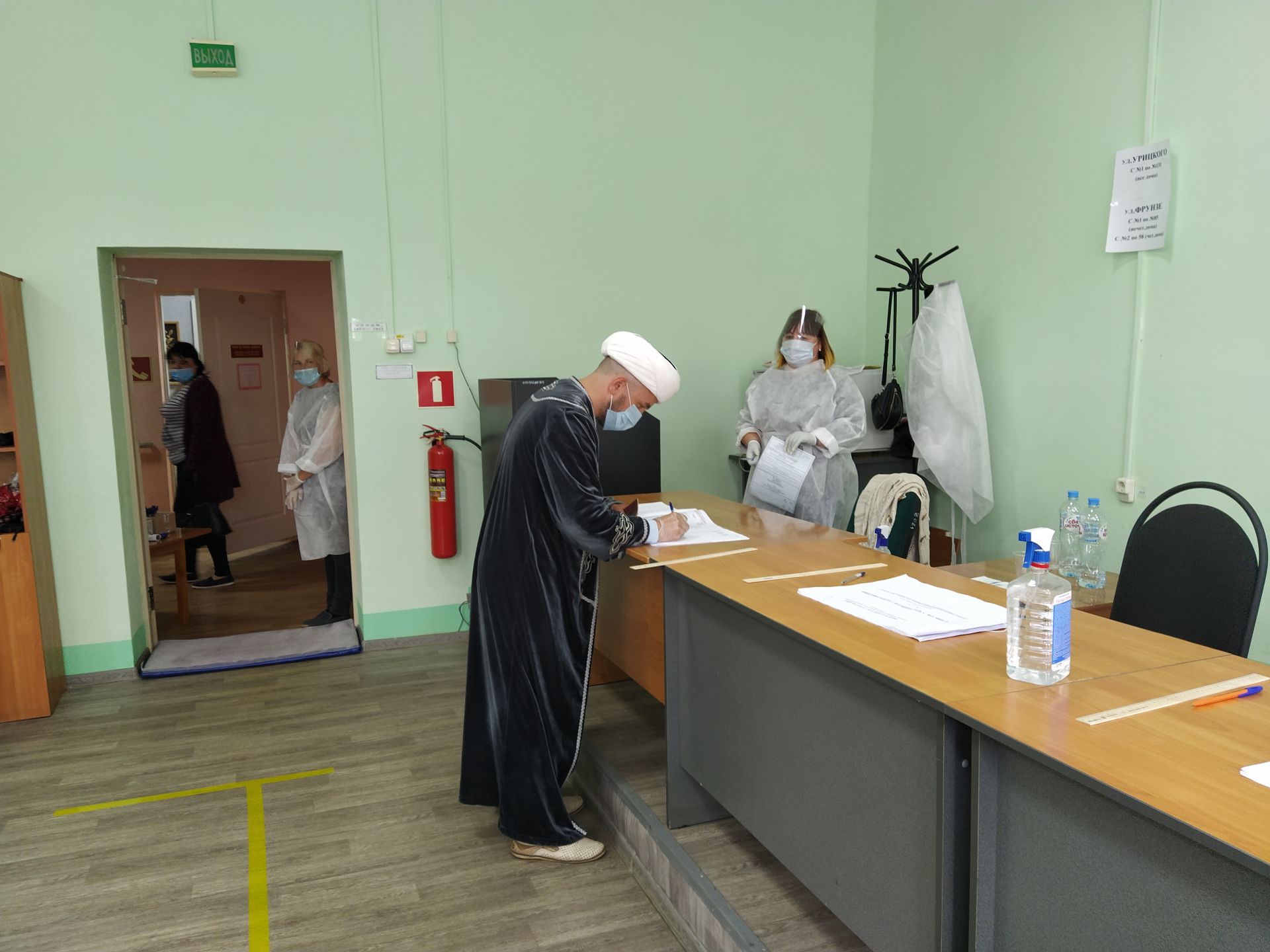 Представители религиозных конфессий Чистополя приняли участие в голосовании по поправкам к Конституции
