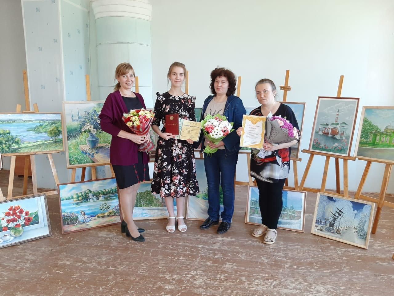 Девять учеников чистопольской художественной школы стали участниками дистанционной профильной смены «Галерея талантов»