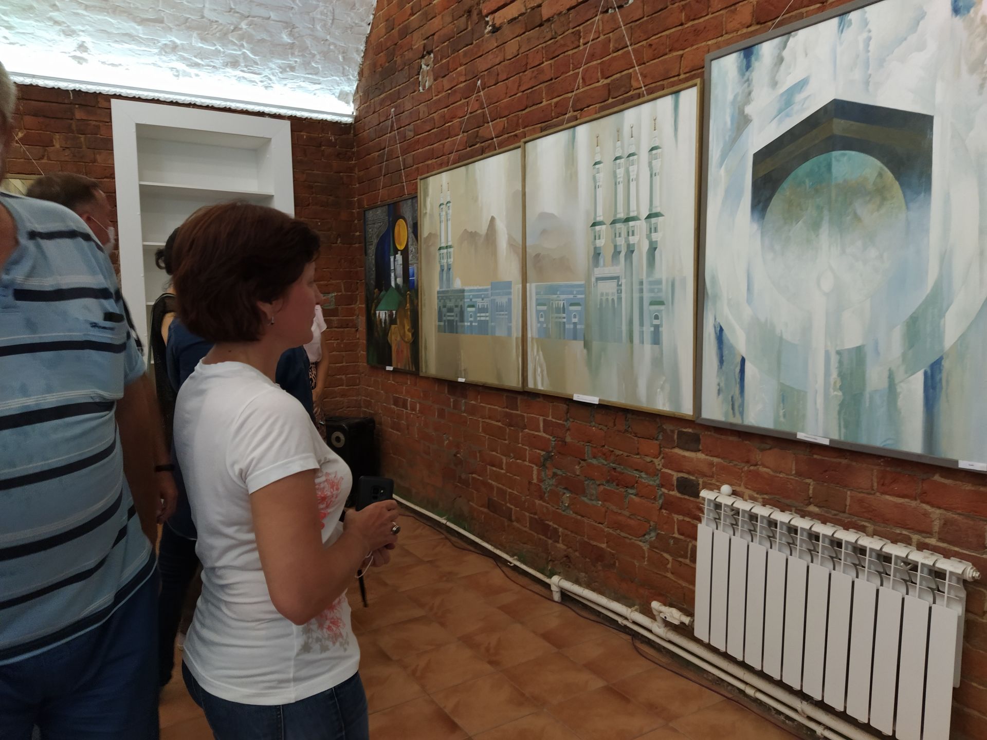 В Чистопольском исламском центре открылась выставка известного художника Вакиля Шайхетдинова