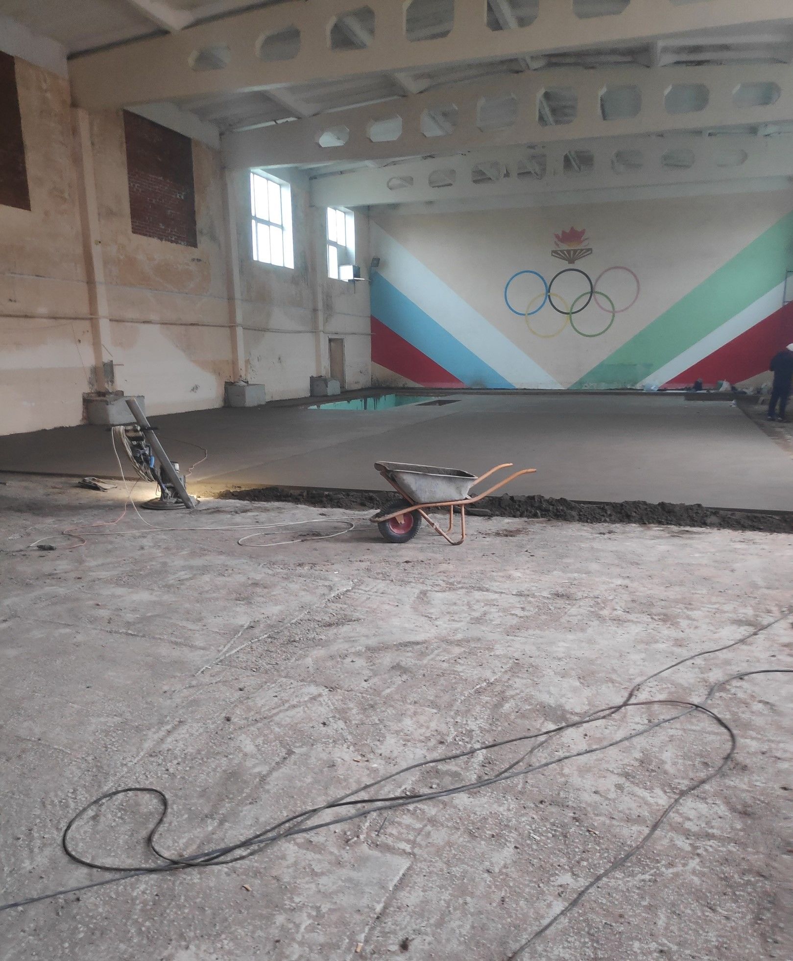 В Чистополе полным ходом идёт капитальный ремонт спортшколы «Гимнаст»