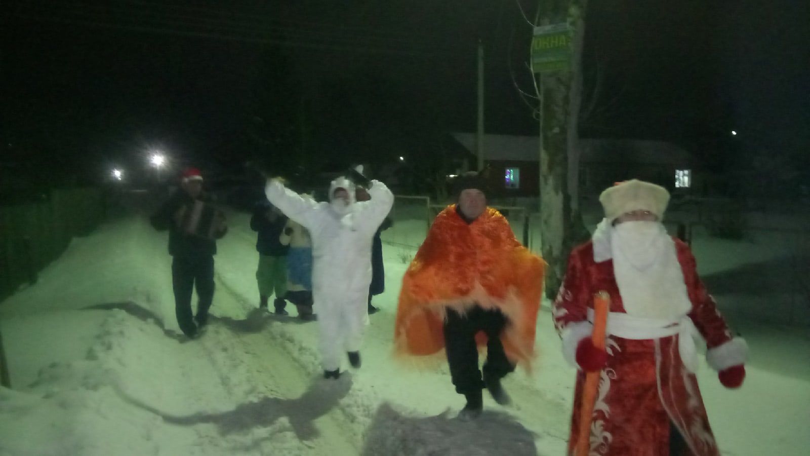 В селе Чистопольского района по улицам гуляли ряженые