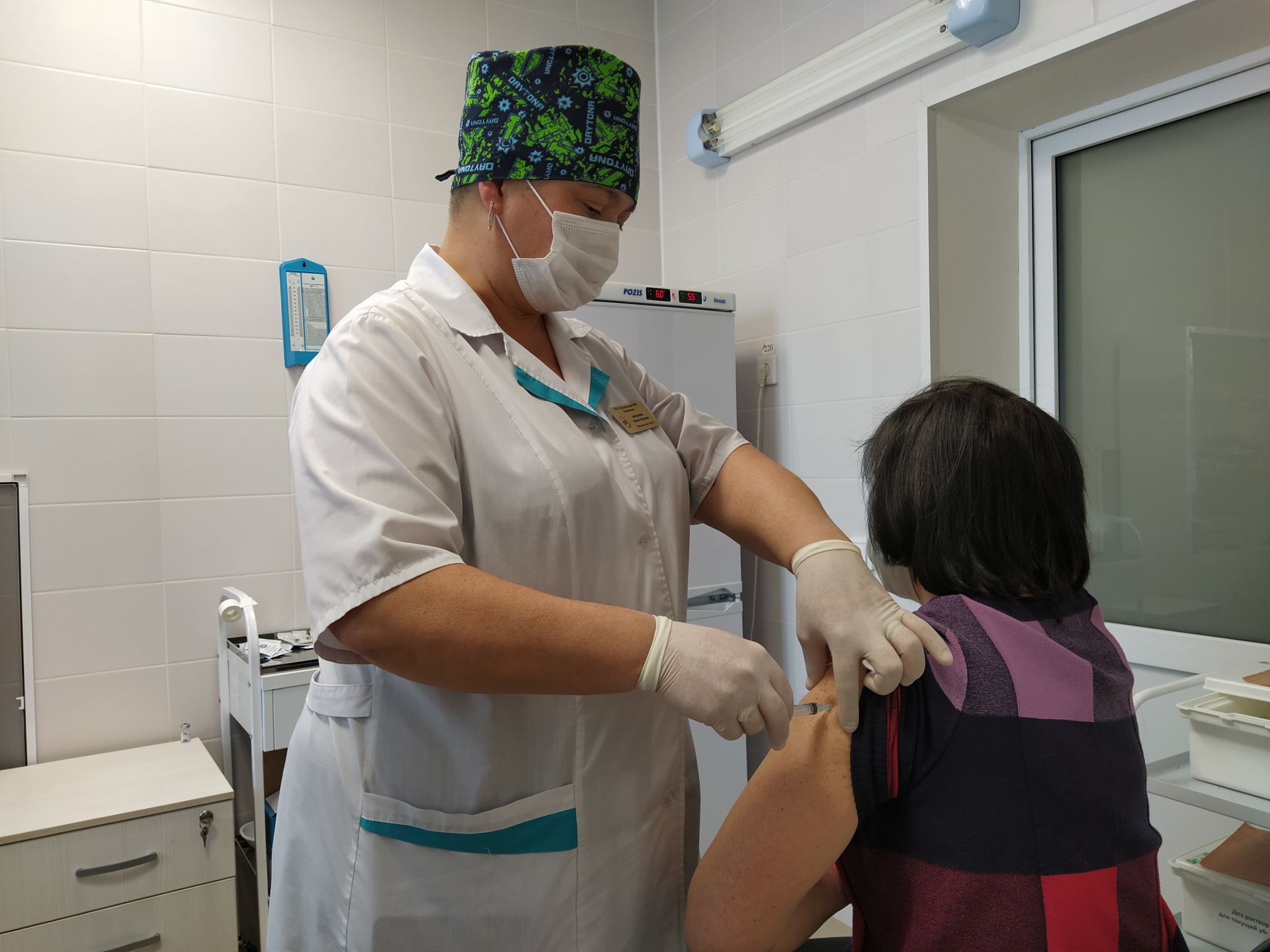 Сотрудники Чистопольской администрации сделали вакцину от коронавирусной инфекции