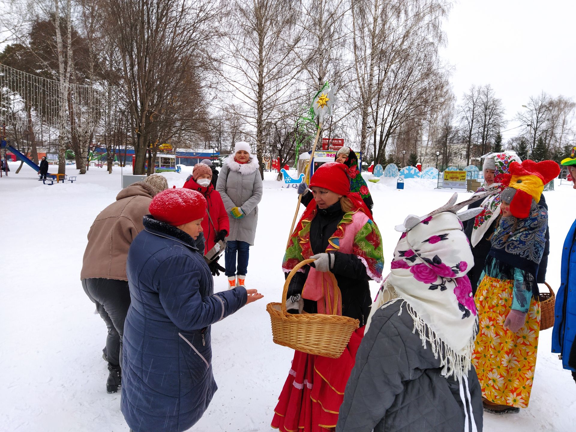 В Чистополе прошли рождественские гуляния (ФОТОРЕПОРТАЖ)