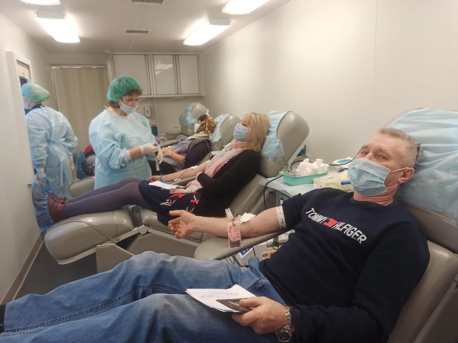 Чистопольцы сдали почти 30 литров донорской крови