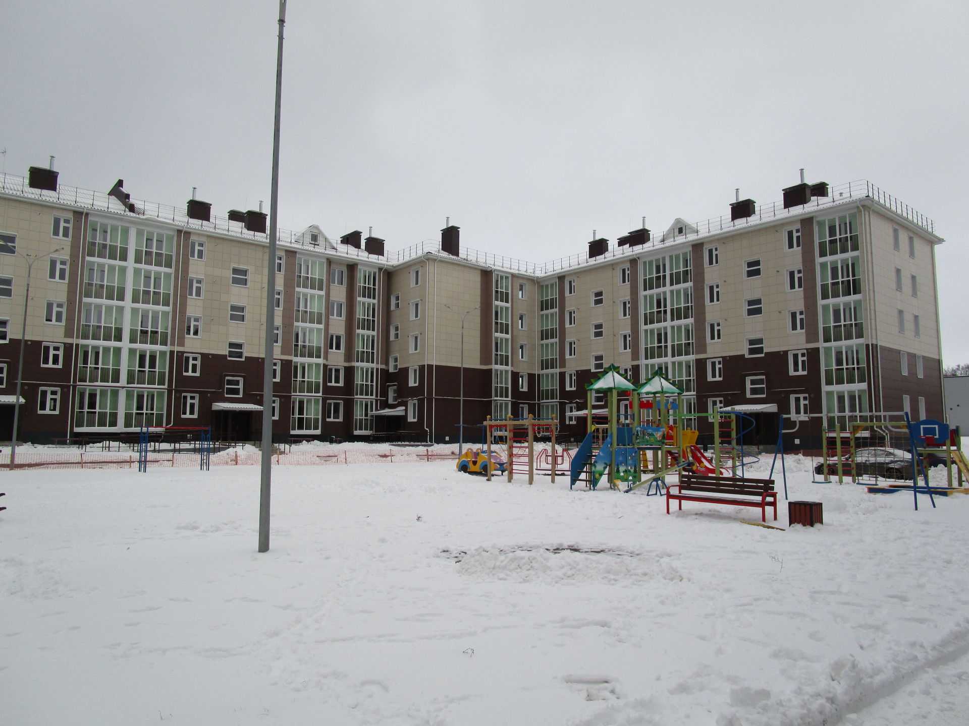 Инспекция Госстройнадзора Татарстана начала проверку нового пятиэтажного дома в Чистополе