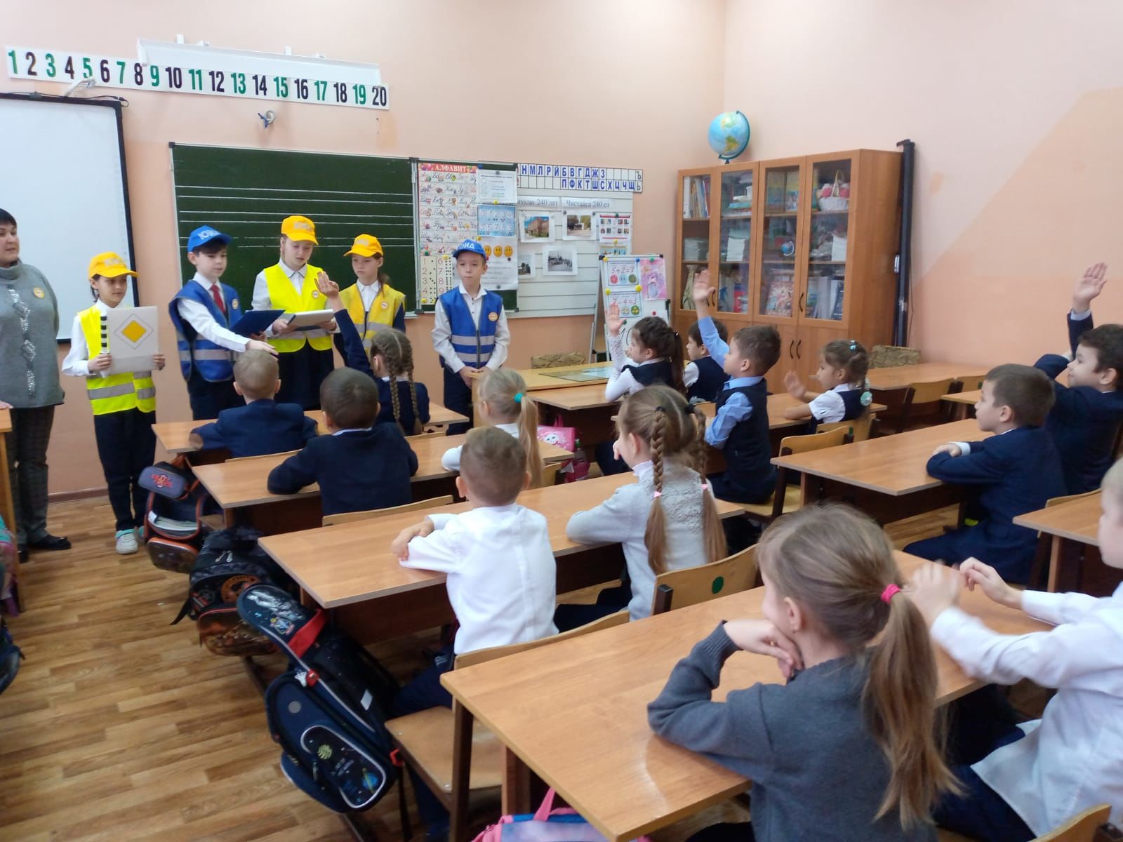 Всегда актуально: с чистопольскими школьниками говорили о безопасном поведении на дорогах