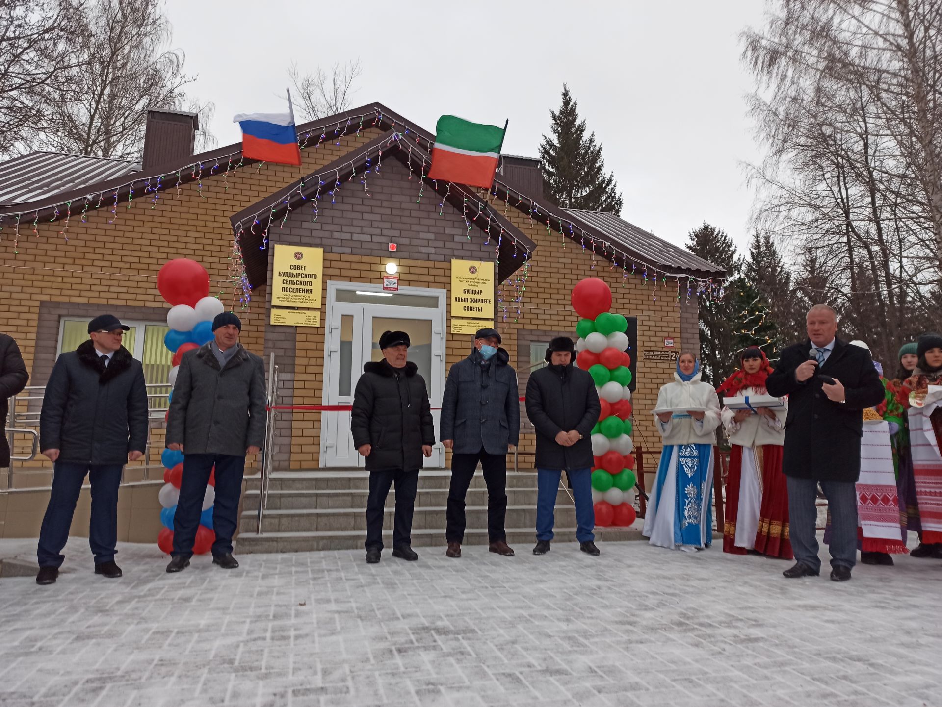 В Чистопольском районе открылось новое здание исполкома сельского поселения (фоторепортаж)