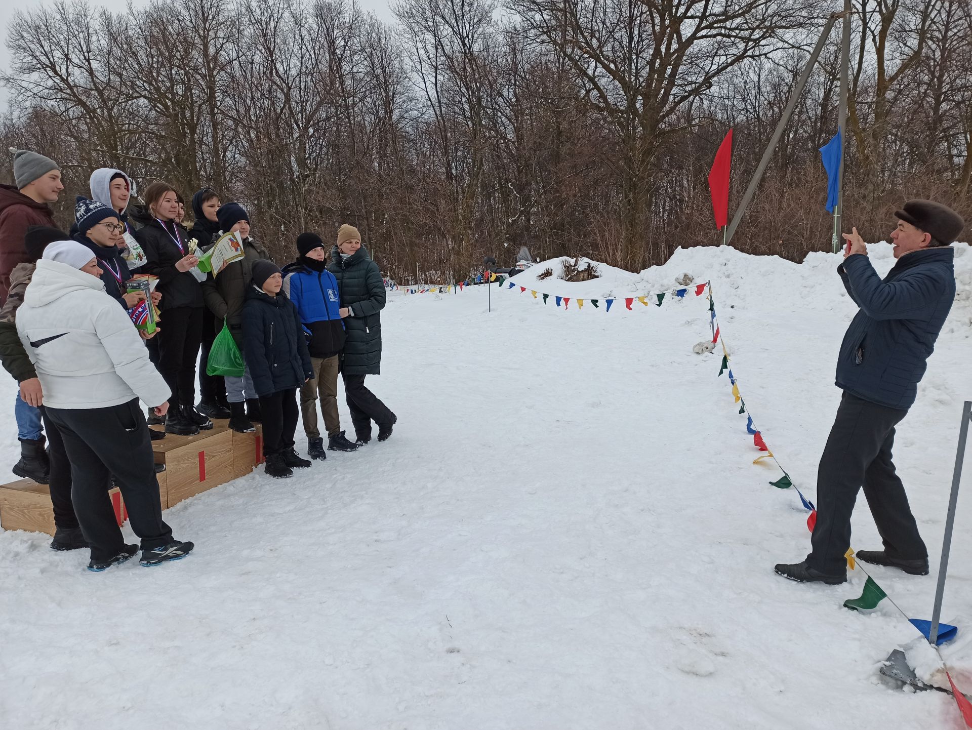 Чистопольцы приняли участие в массовой лыжной гонке (фоторепортаж)