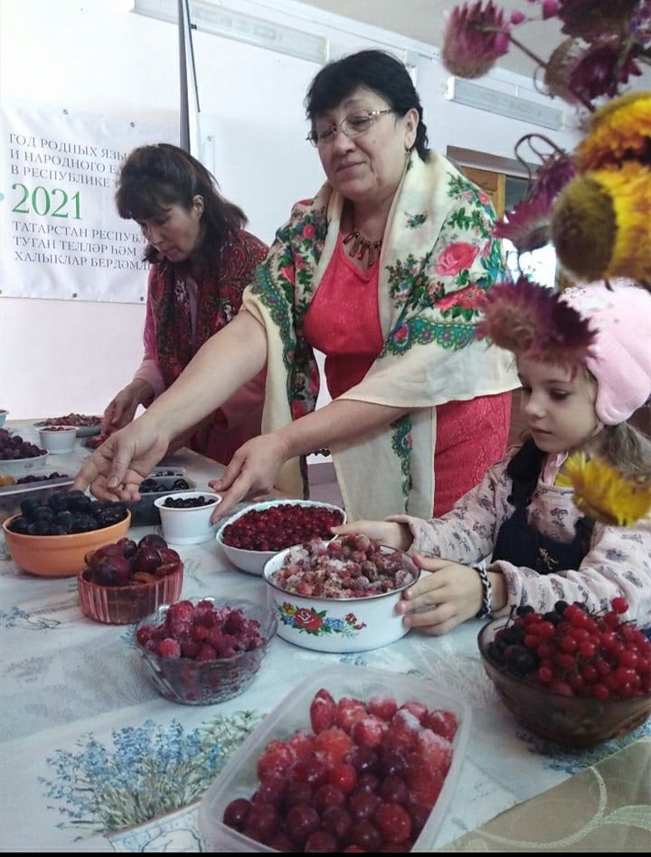 Жительницы чистопольского села собрались в витаминном кафе