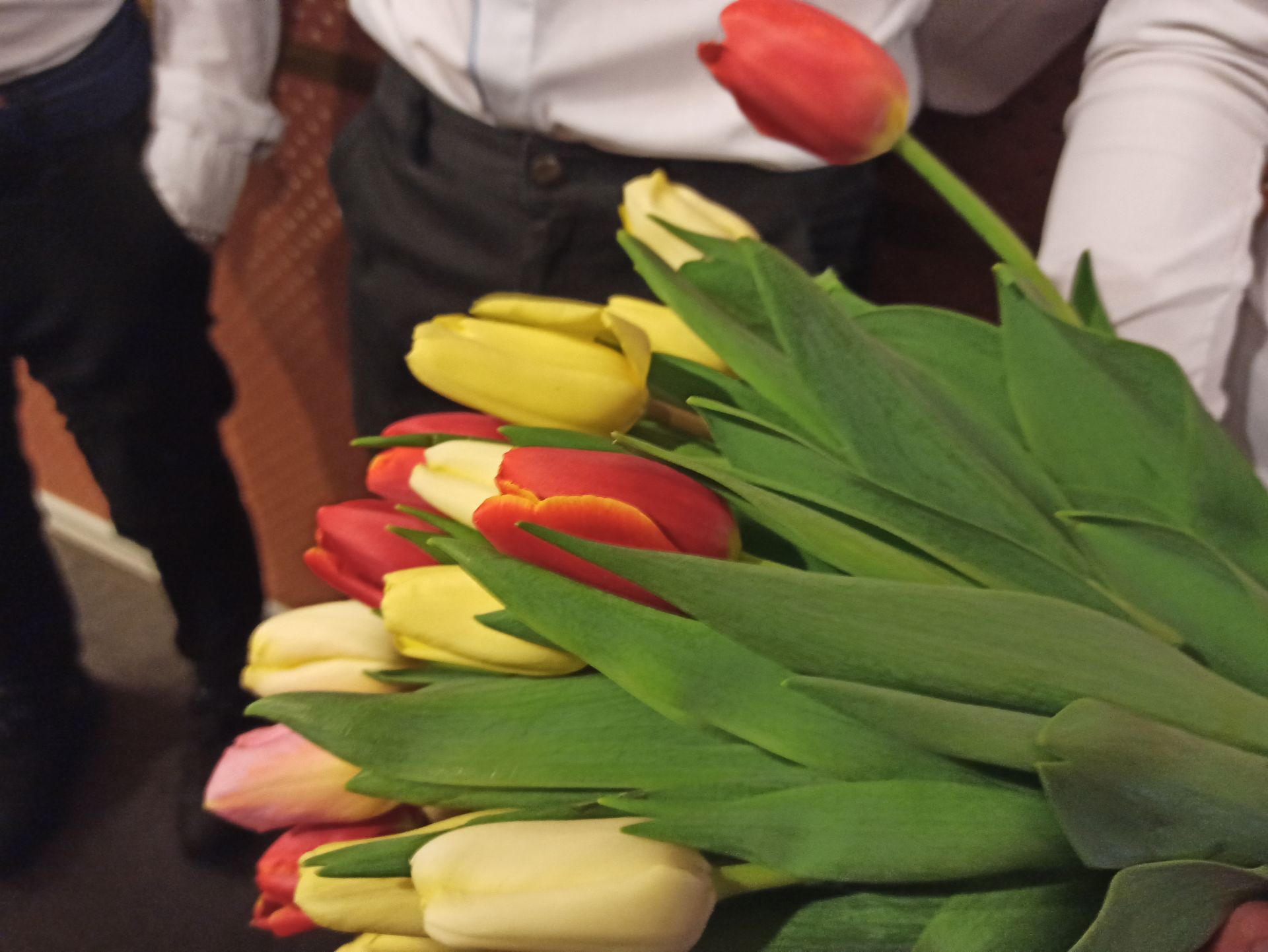 Чистопольские женщины принимали цветы и поздравления (фоторепортаж)