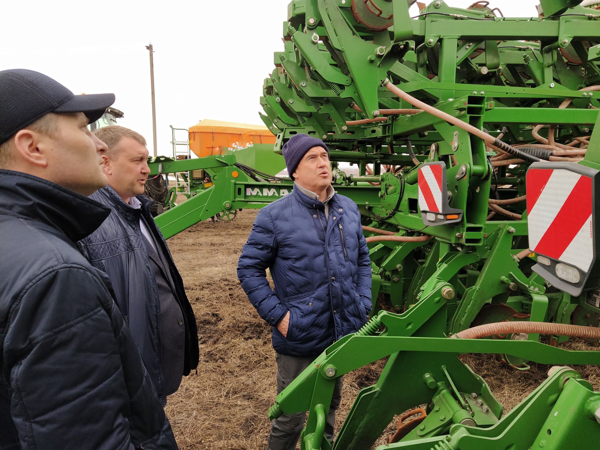В Чистополе проверили готовность сельхозтехники к посевным работам