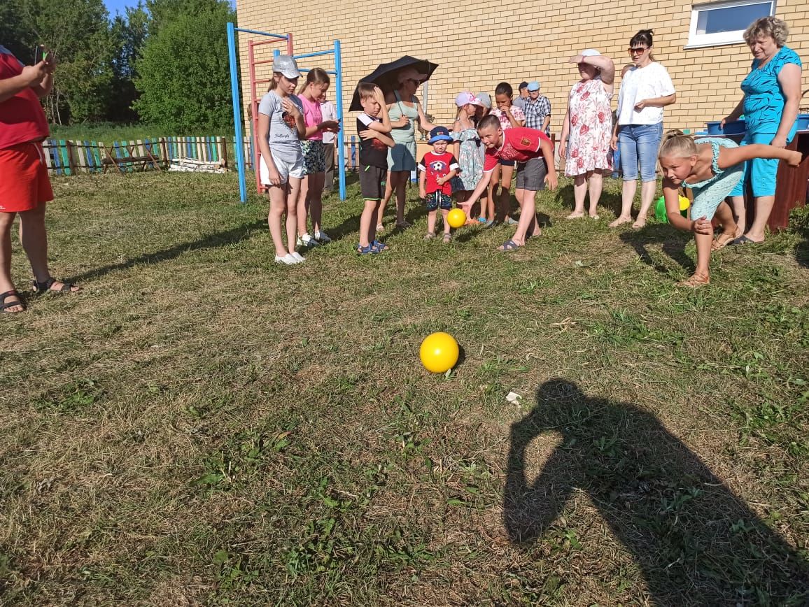 Жители поселка Юлдуз отпраздновали День села (фоторепортаж)