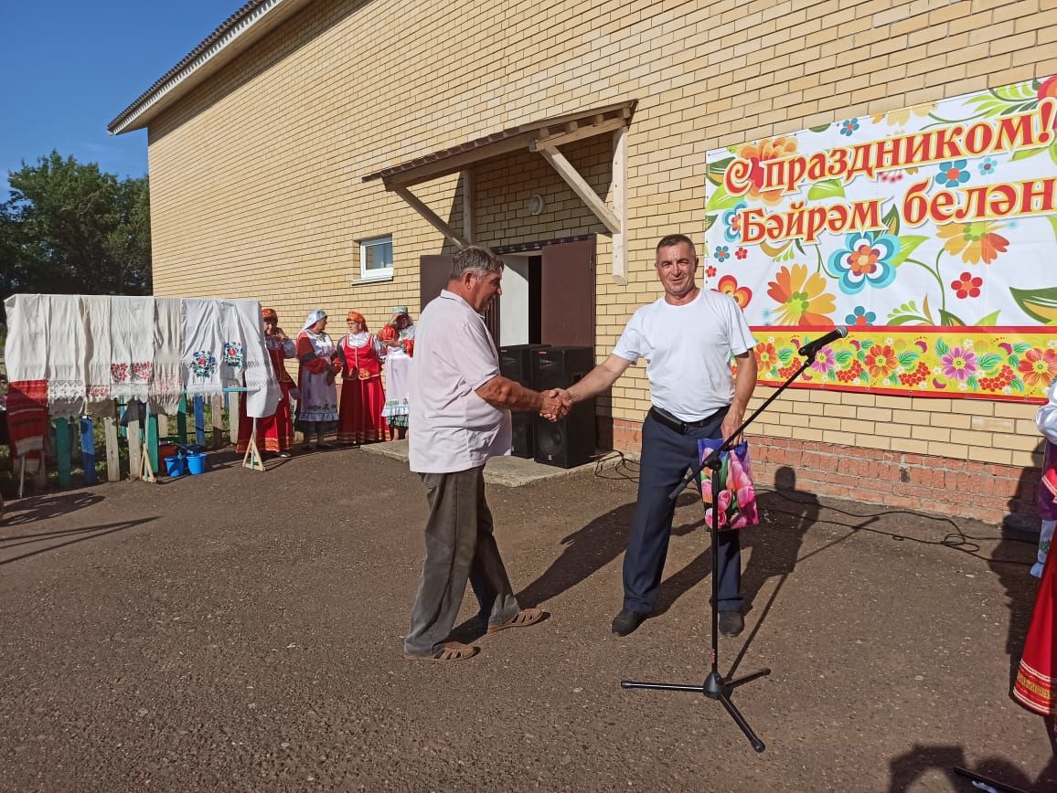 Жители поселка Юлдуз отпраздновали День села (фоторепортаж)