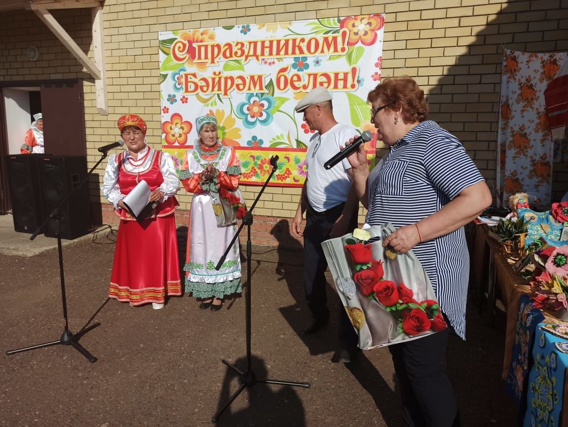 Жители поселка Юлдуз отпраздновали День села (фоторепортаж)